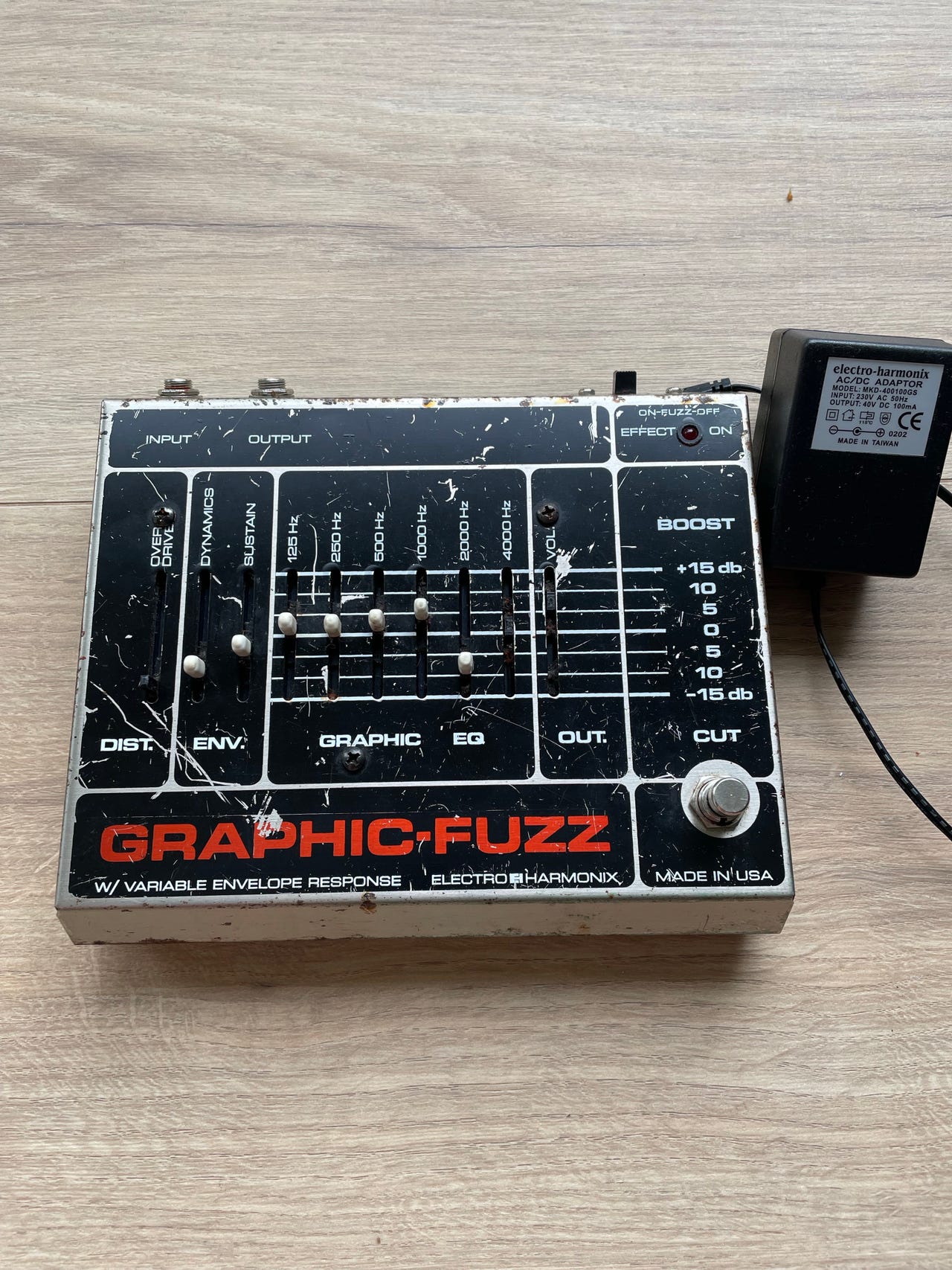 Electro-Harmonix Graphic Fuzz guitar pedal | DBA