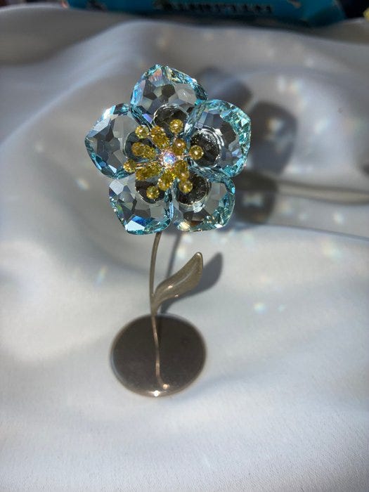 Swarovski スワロフスキー　Daeni, Light Azore 置物 Swarovski スワロフスキー Daeni, Light Azore 置物 スワロフスキー