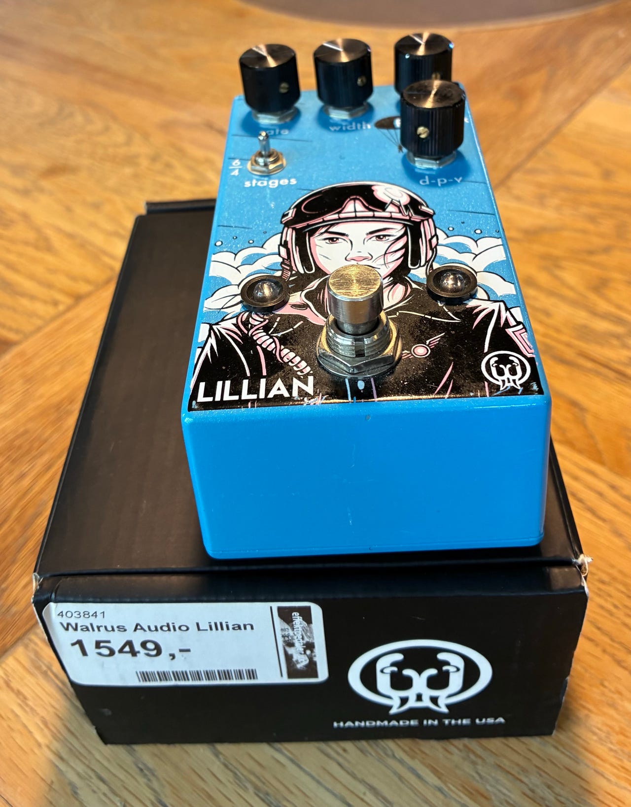 Walrus Audio Lillian phaser guitar pedal blå | DBA