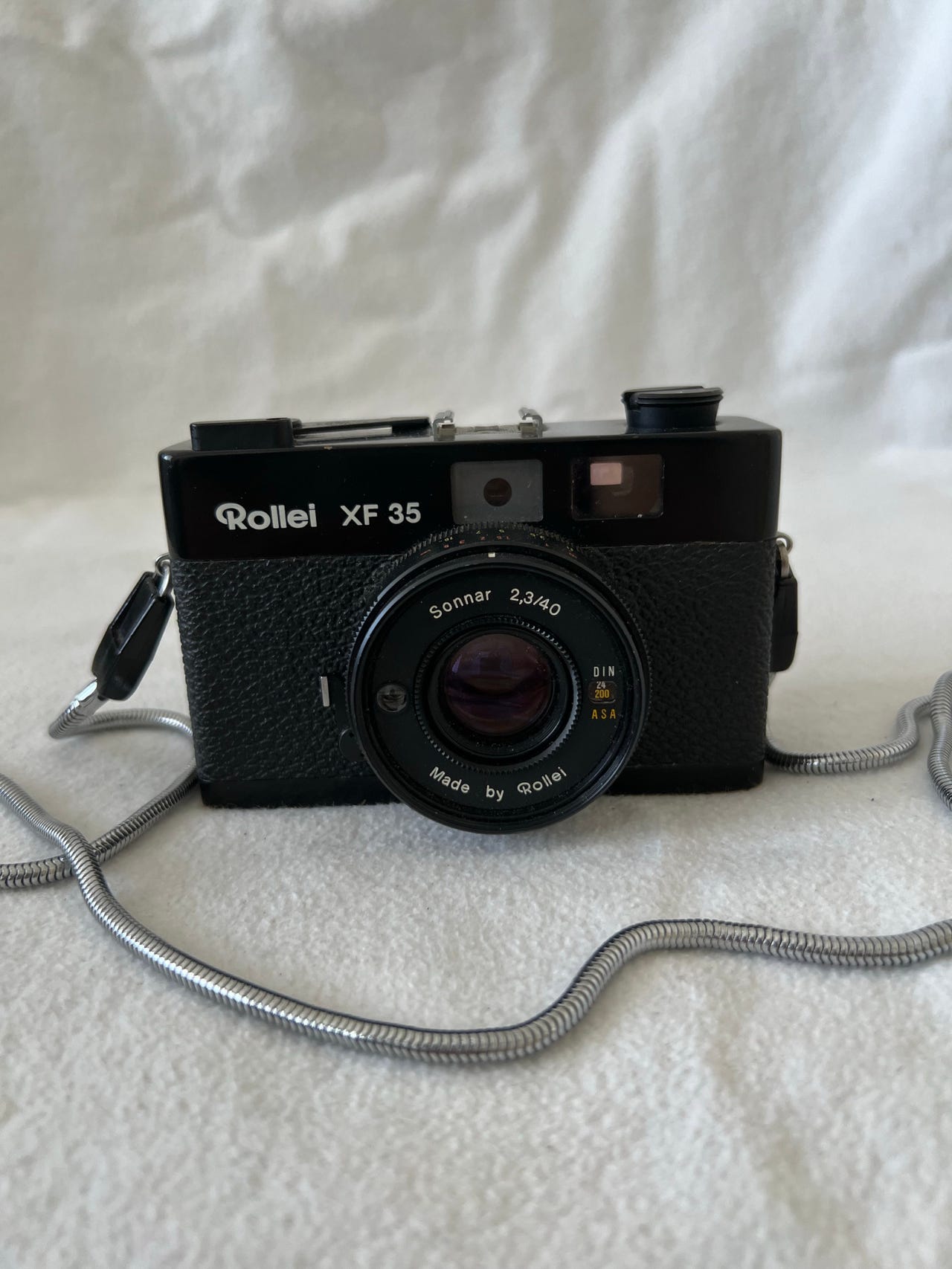 Rollei XF 35 film kamera med Carl Zeiss Sonnar 40mm F/2.3 objectiv