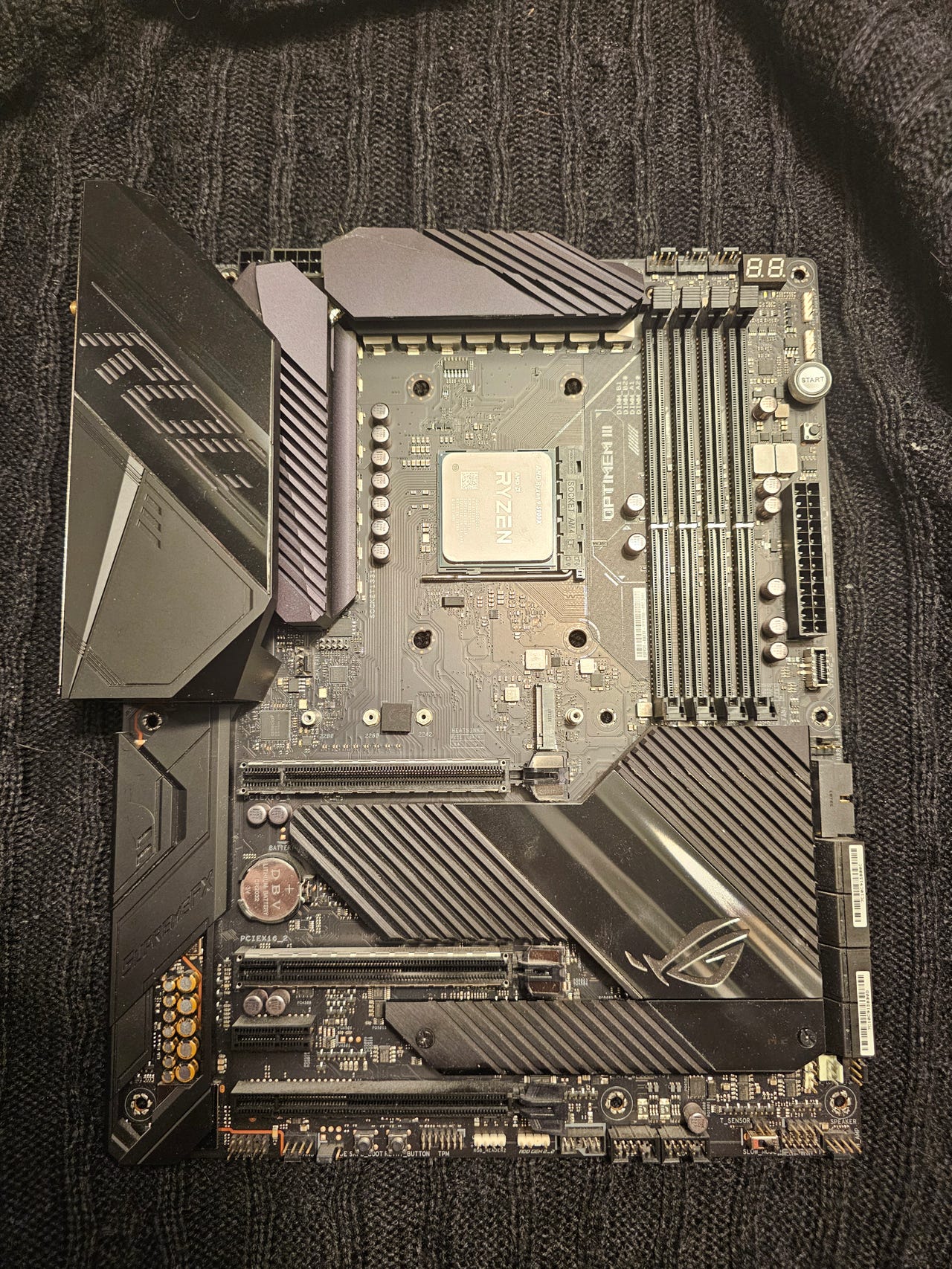ASUS ROG CROSSHAIR VIII DARK HERO & AMD RYZEN 9 5900X | DBA