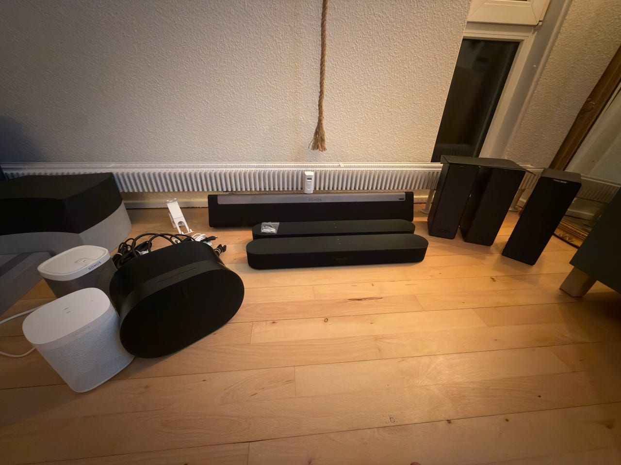 Sonos Højttalere & Soundbarer (Era 300, Beam, Playbar, One SL ...