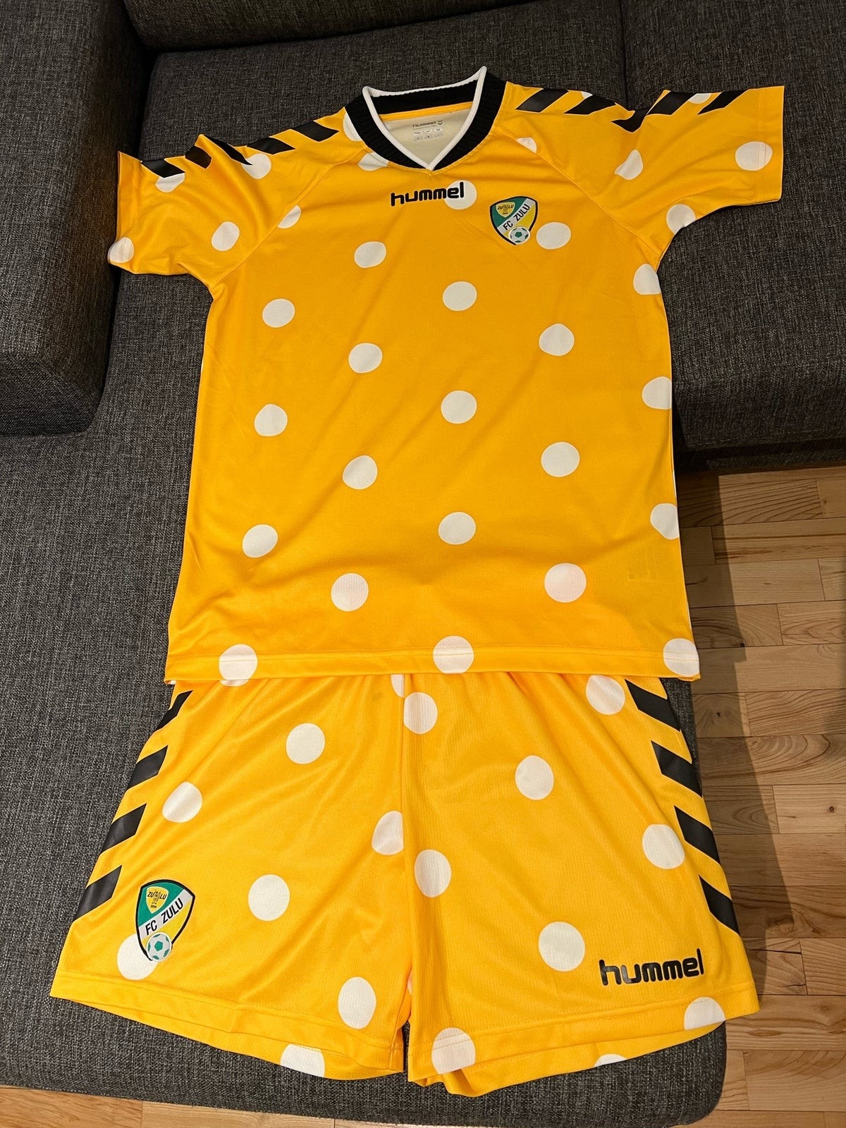 Maillot FC Zulu 2004 Hummel - Domicile Jaune - Taille M - Football Danemark