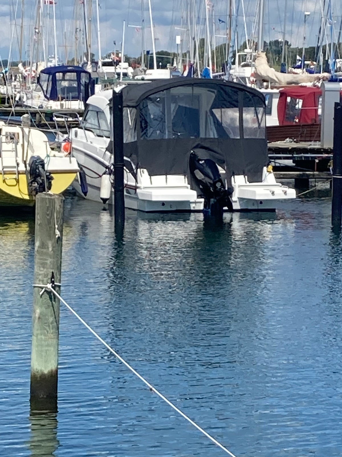 Beneteau Antares 8 7