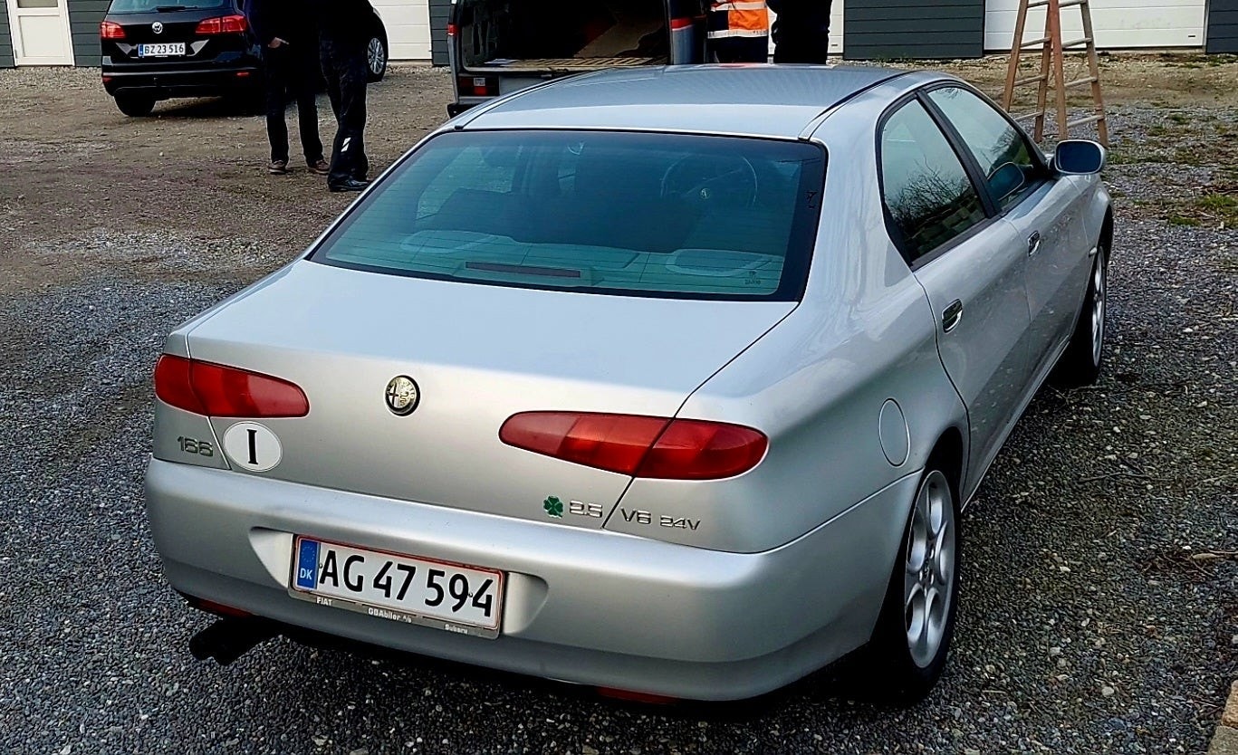 Alfa Romeo 166 til salg hos Nabilli