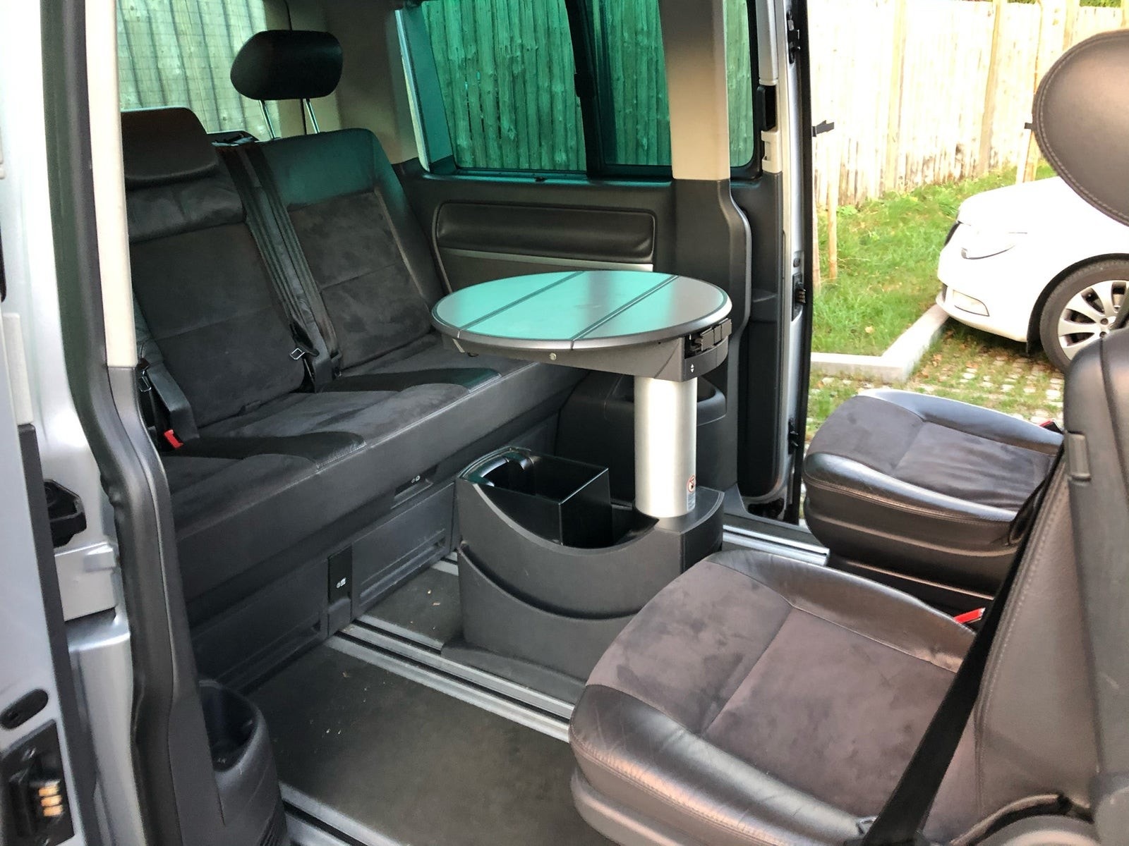 VW Multivan til salg hos Nabilli