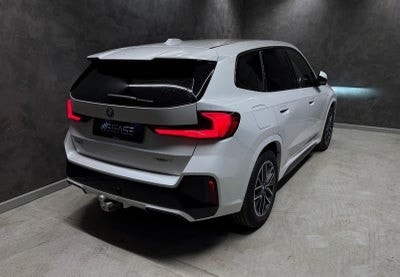 BMW iX1 4