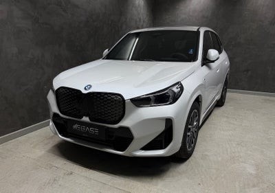 BMW iX1 1