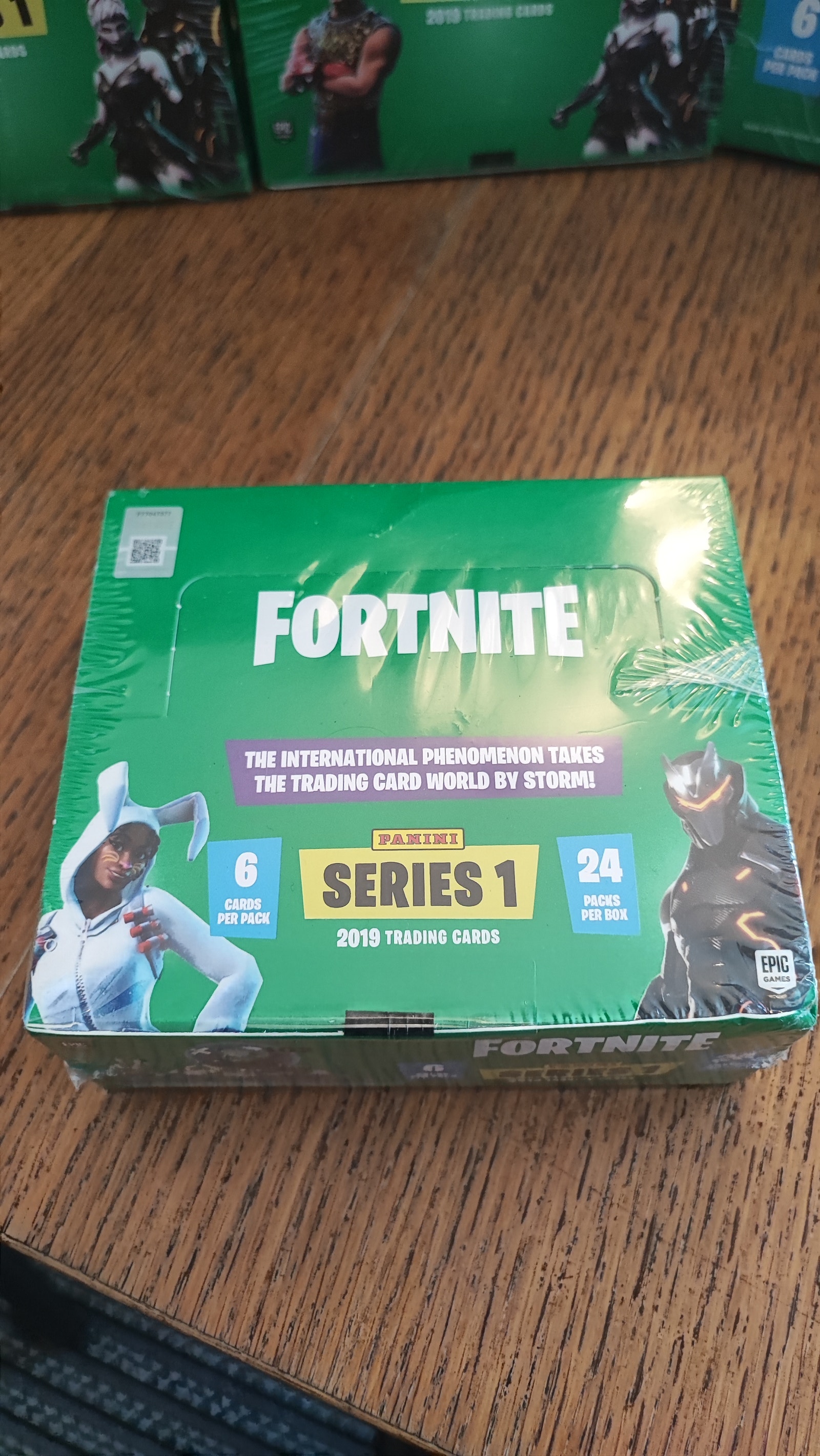 fortnite series 1 booster box Fornite Sleeved game scenes and items (including the weapon arsenal) FORTNITE TRADING CARDS BATTLE ROYALE