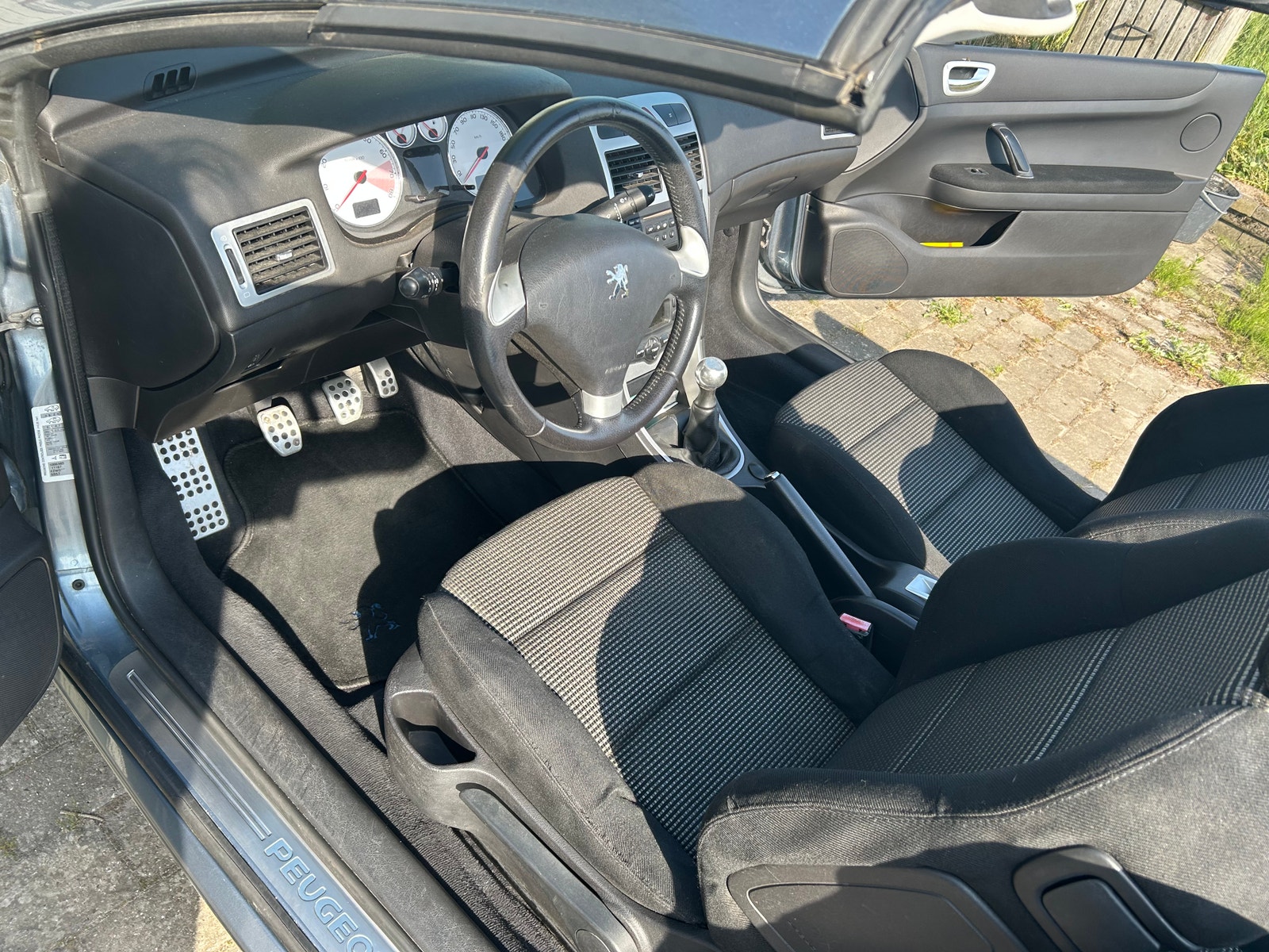 Peugeot 307 CC til salg hos Nabilli