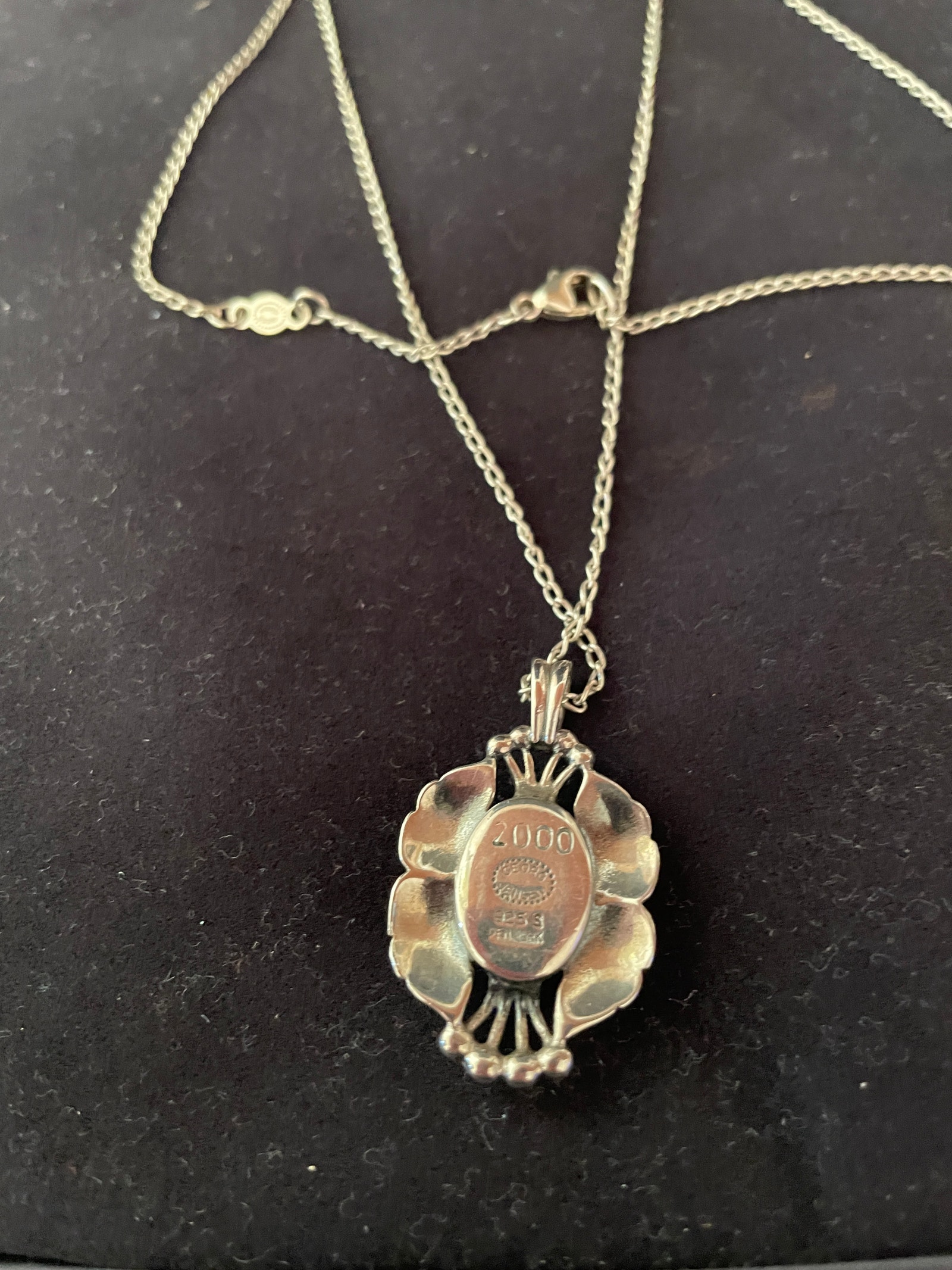 Georg Jensen årssmykke 2000 & Clips G.J. 2000 | DBA