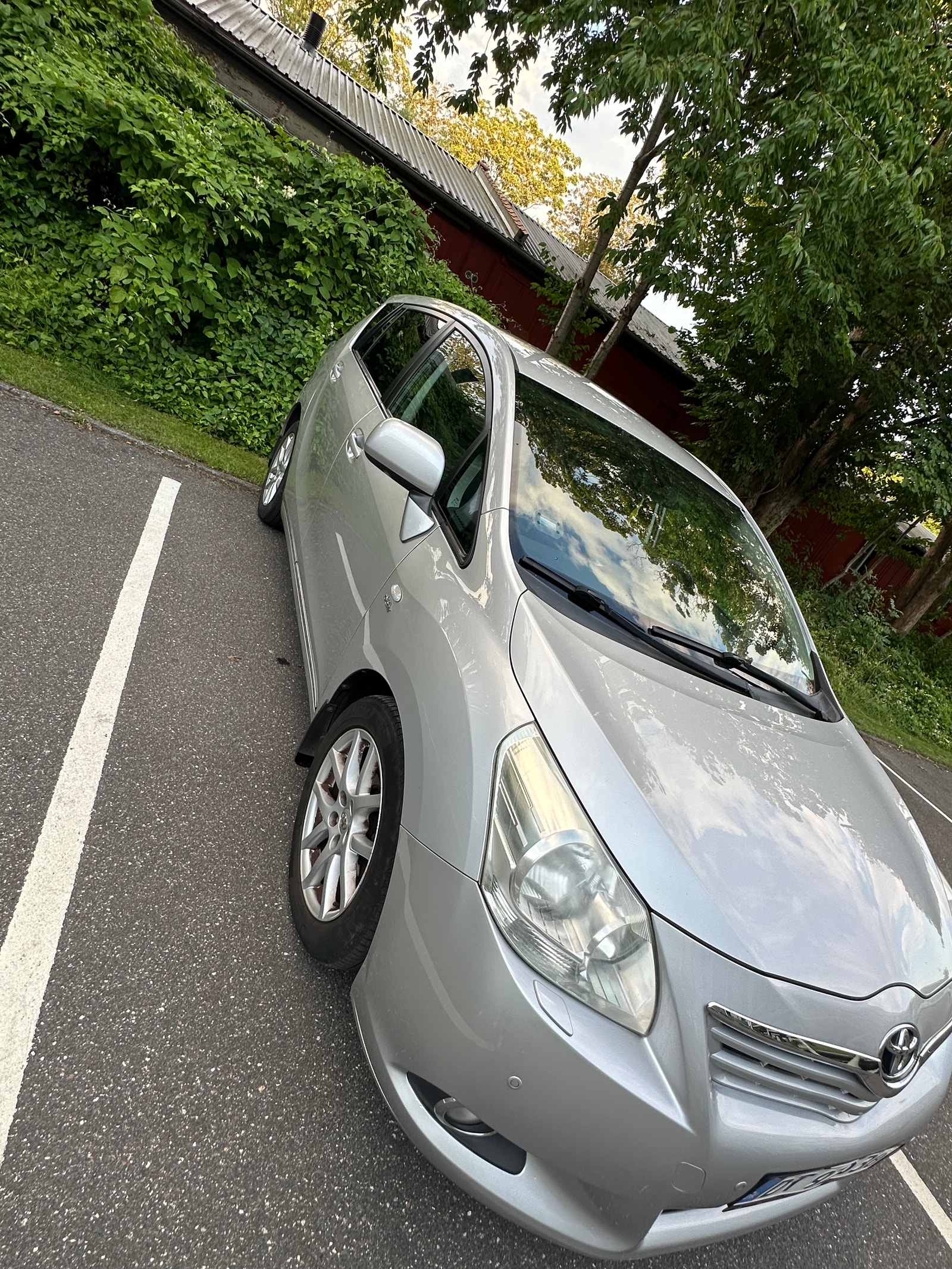 Toyota Verso til salg hos Nabilli