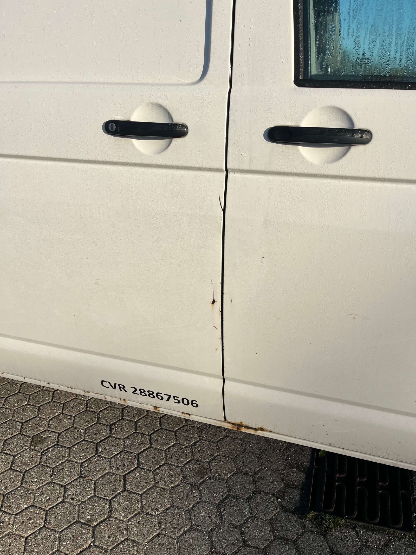 VW Transporter til salg hos Nabilli