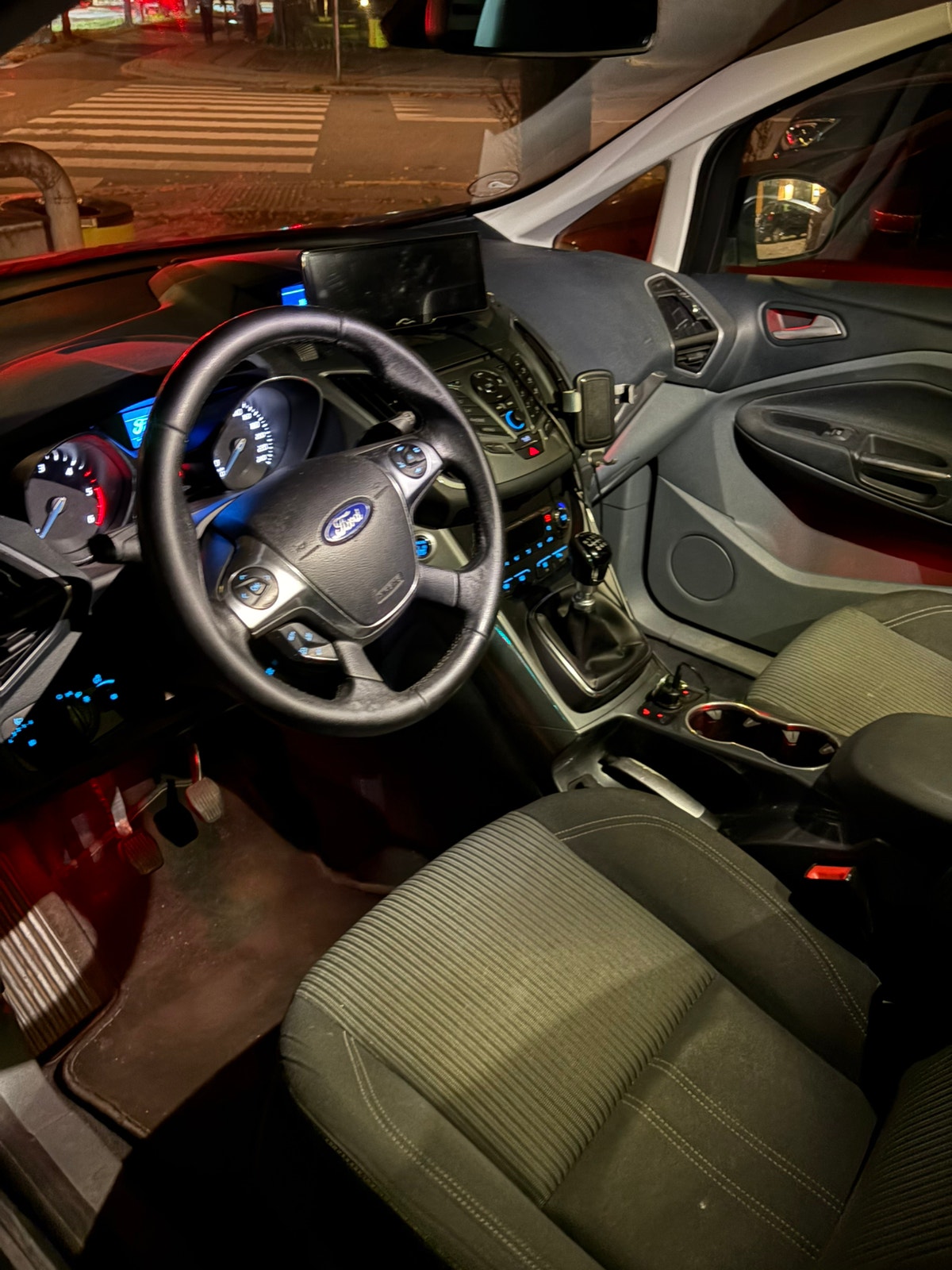 Ford C-Max til salg hos Nabilli