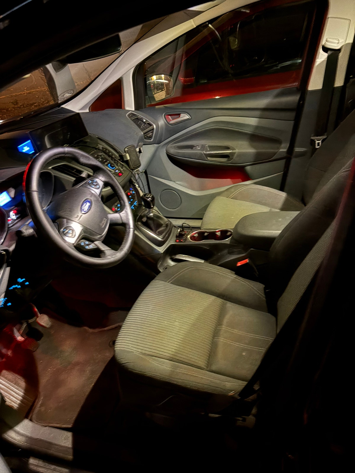 Ford C-Max til salg hos Nabilli