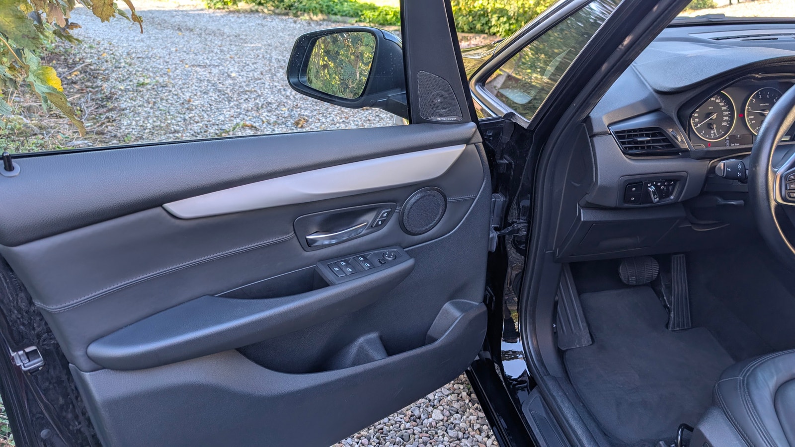BMW 225i til salg hos Nabilli