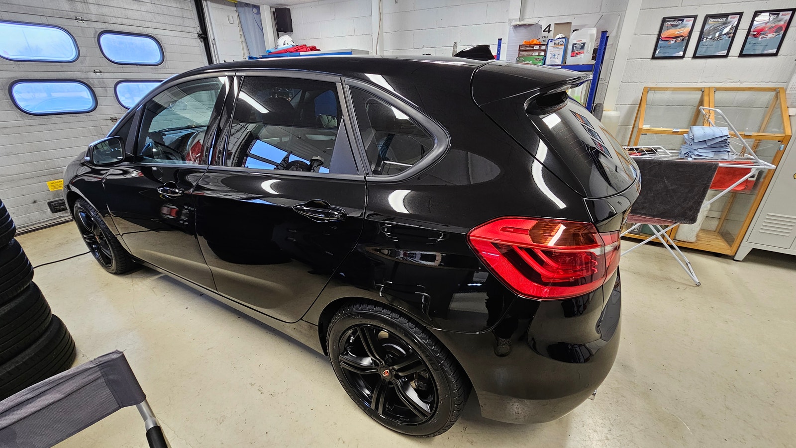 BMW 225i til salg hos Nabilli