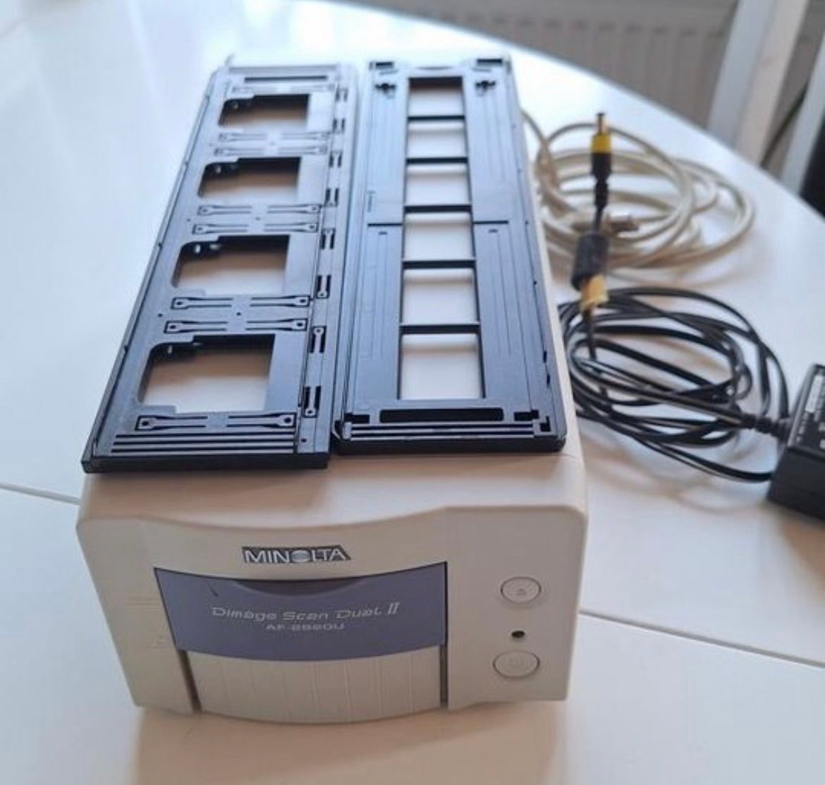 Minolta Dimage Scan Dual II AF-2820U | DBA