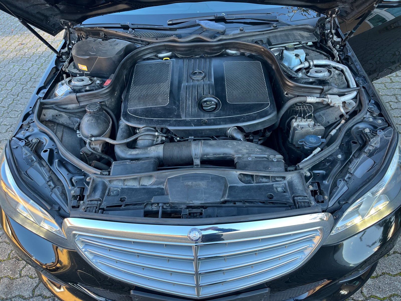 Mercedes E200 til salg hos Nabilli