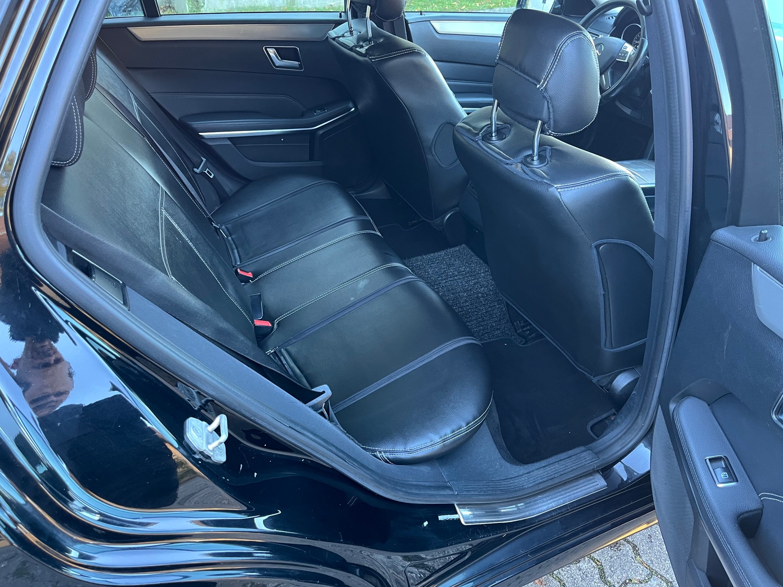 Mercedes E200 til salg hos Nabilli