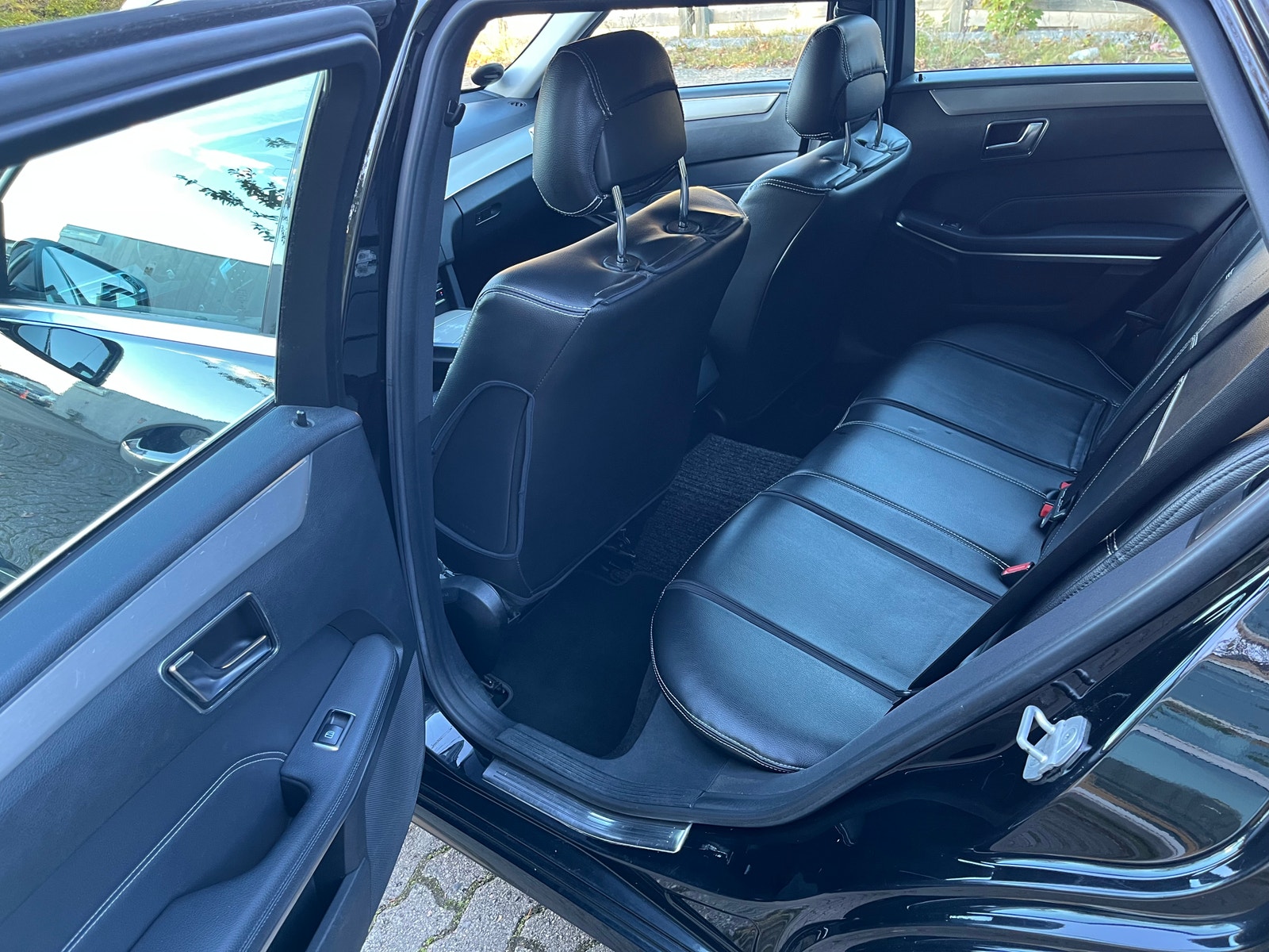 Mercedes E200 til salg hos Nabilli