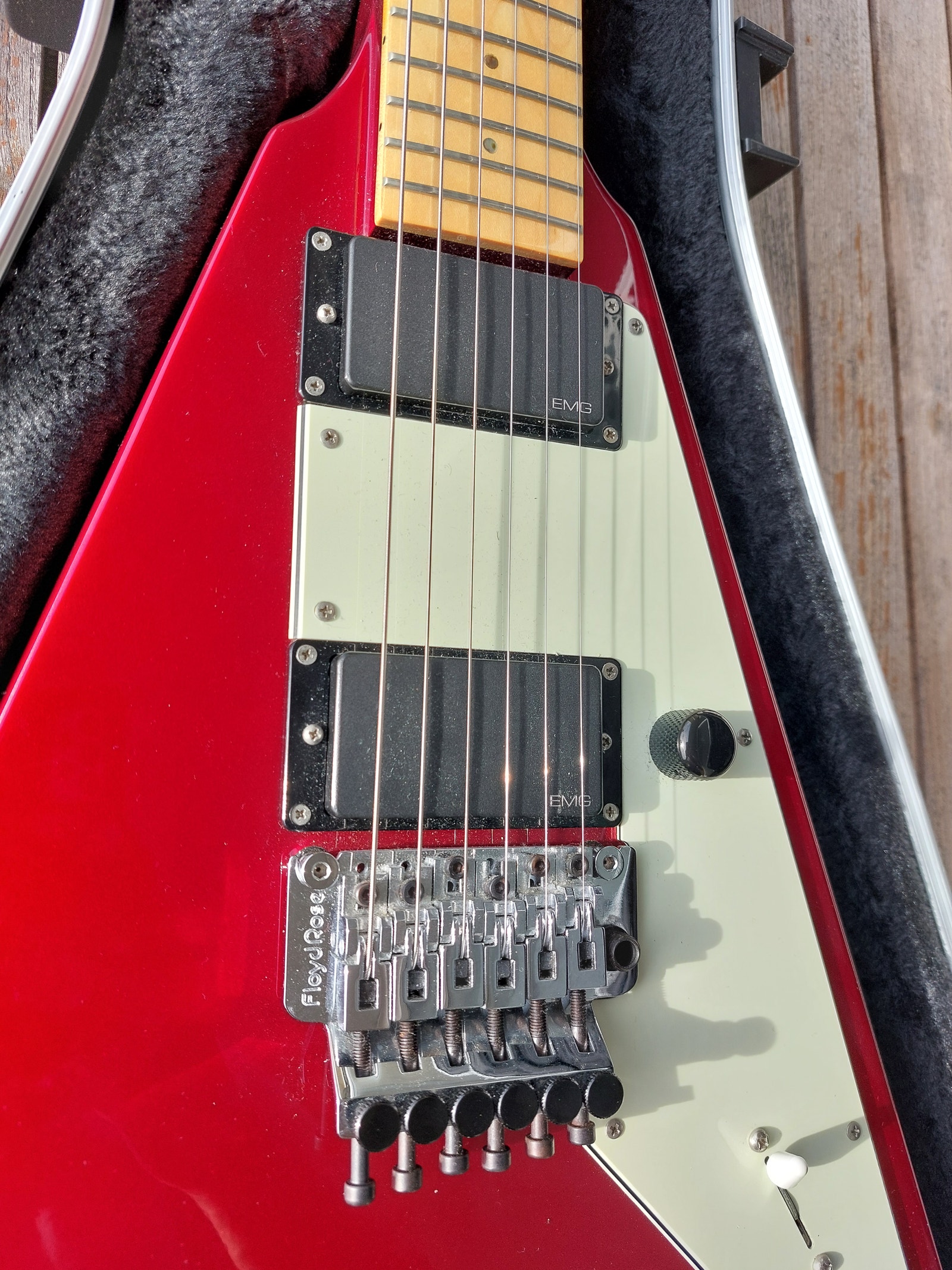 2007 ESP Edwards Flying V med EMG og Floyd Rose Made in Japan | DBA