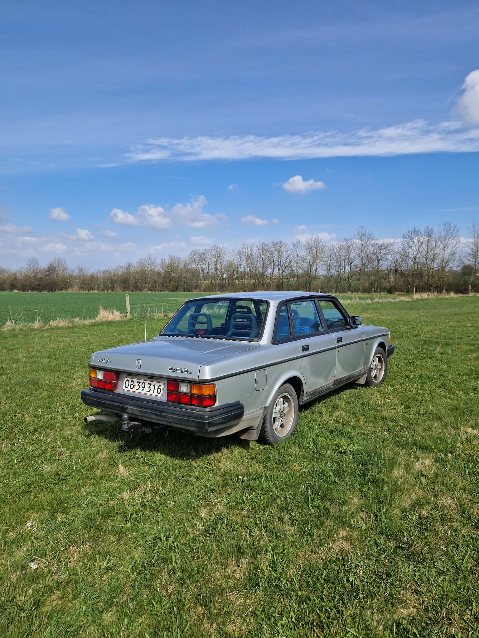 Volvo 240 til salg hos Nabilli