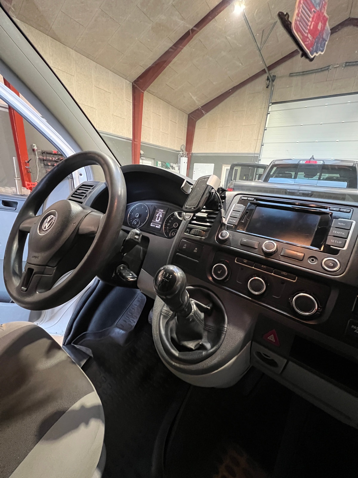 VW Transporter til salg hos Nabilli