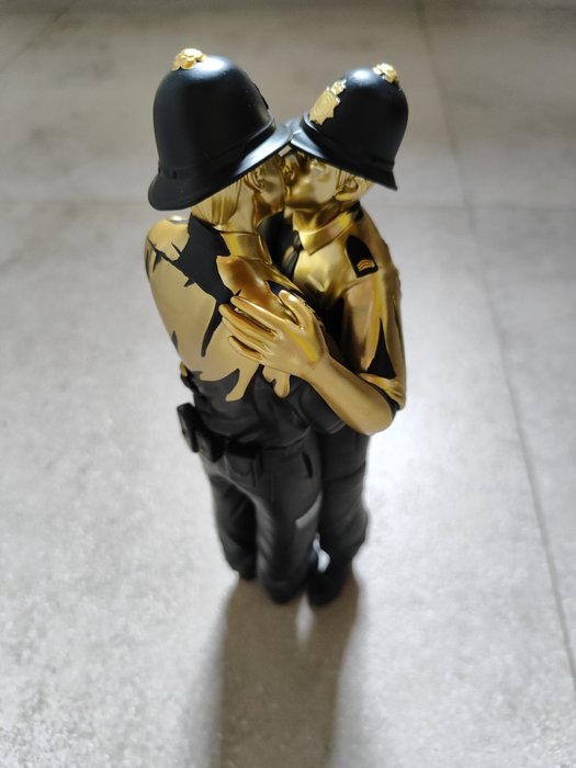 Banksy (1974) - Kissing Coppers by Brandalised/BANKSY (Gold Rush