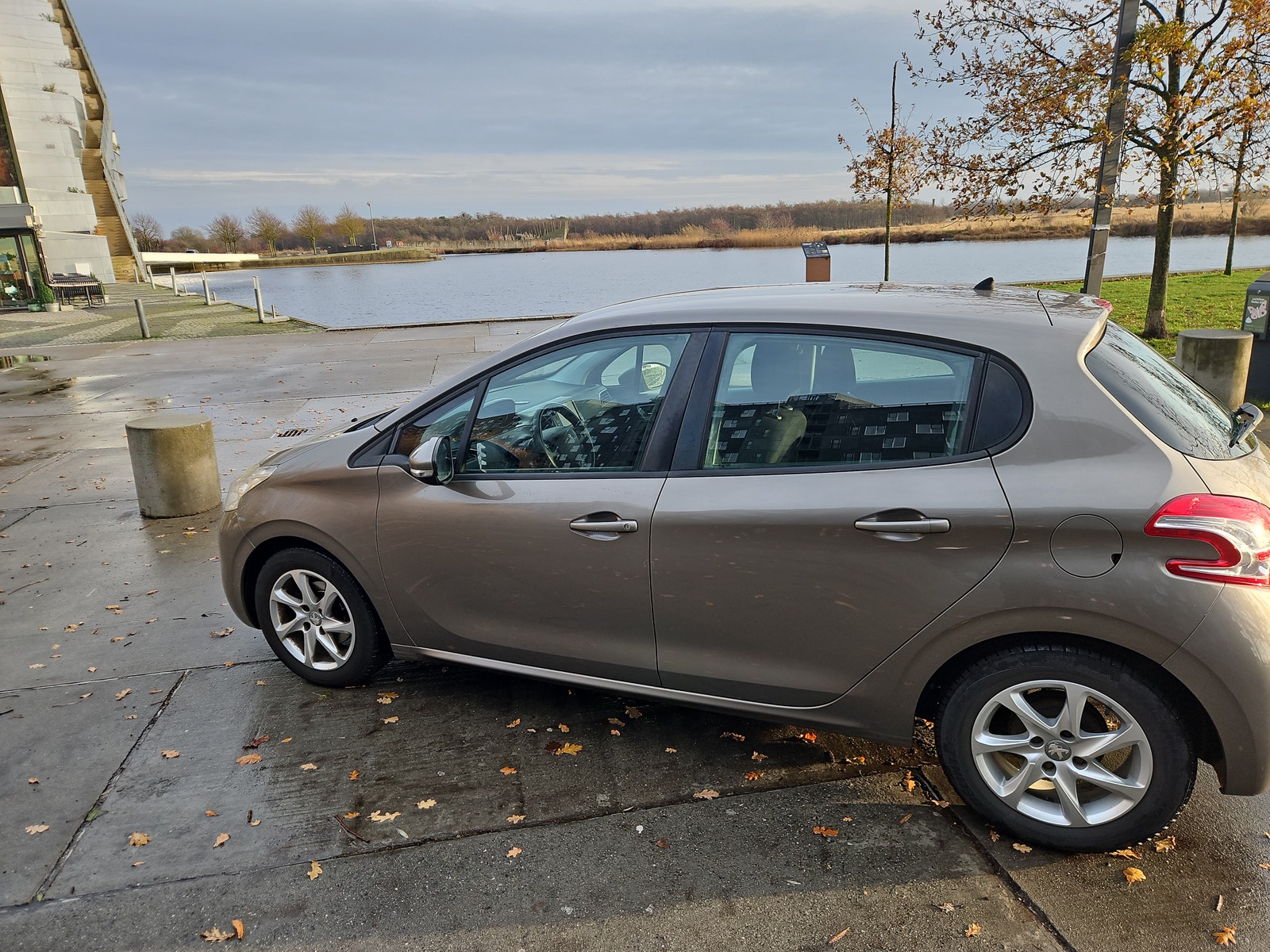 Peugeot 208 til salg hos Nabilli