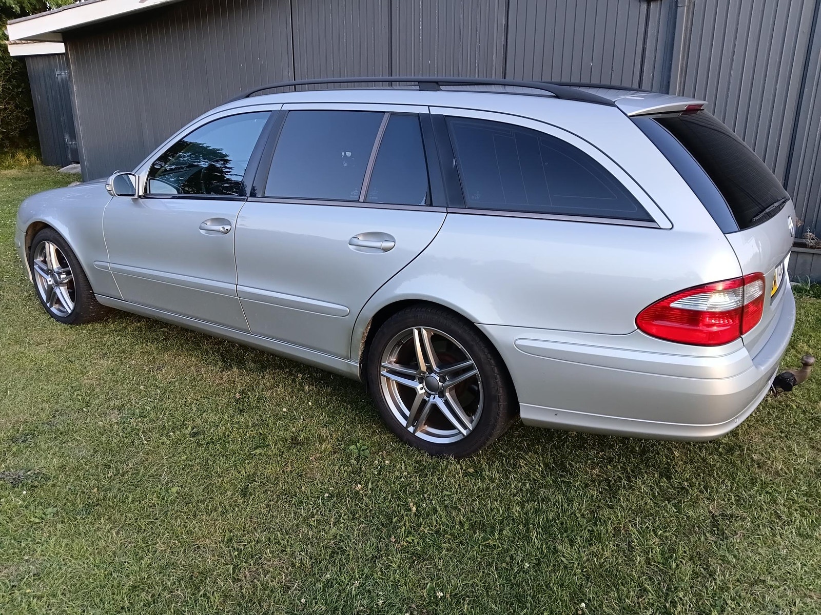 Mercedes E220 til salg hos Nabilli