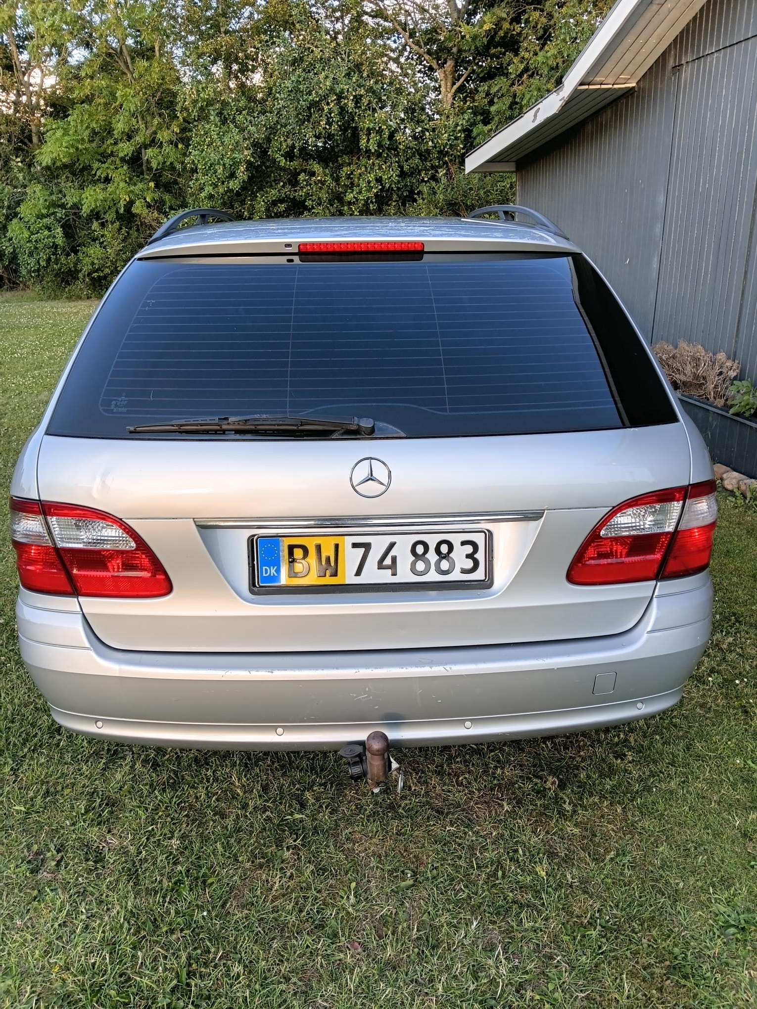 Mercedes E220 til salg hos Nabilli