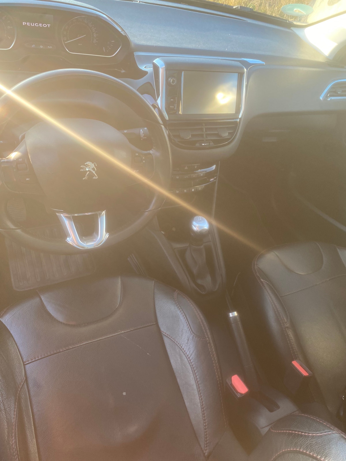 Peugeot 208 til salg hos Nabilli