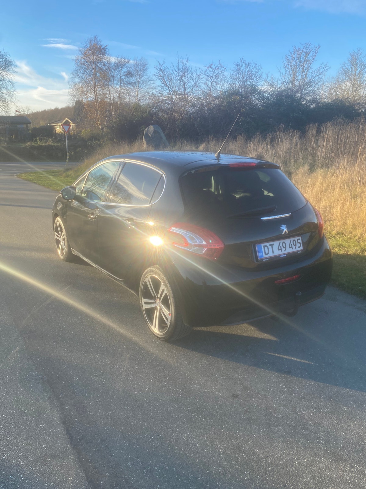 Peugeot 208 til salg hos Nabilli