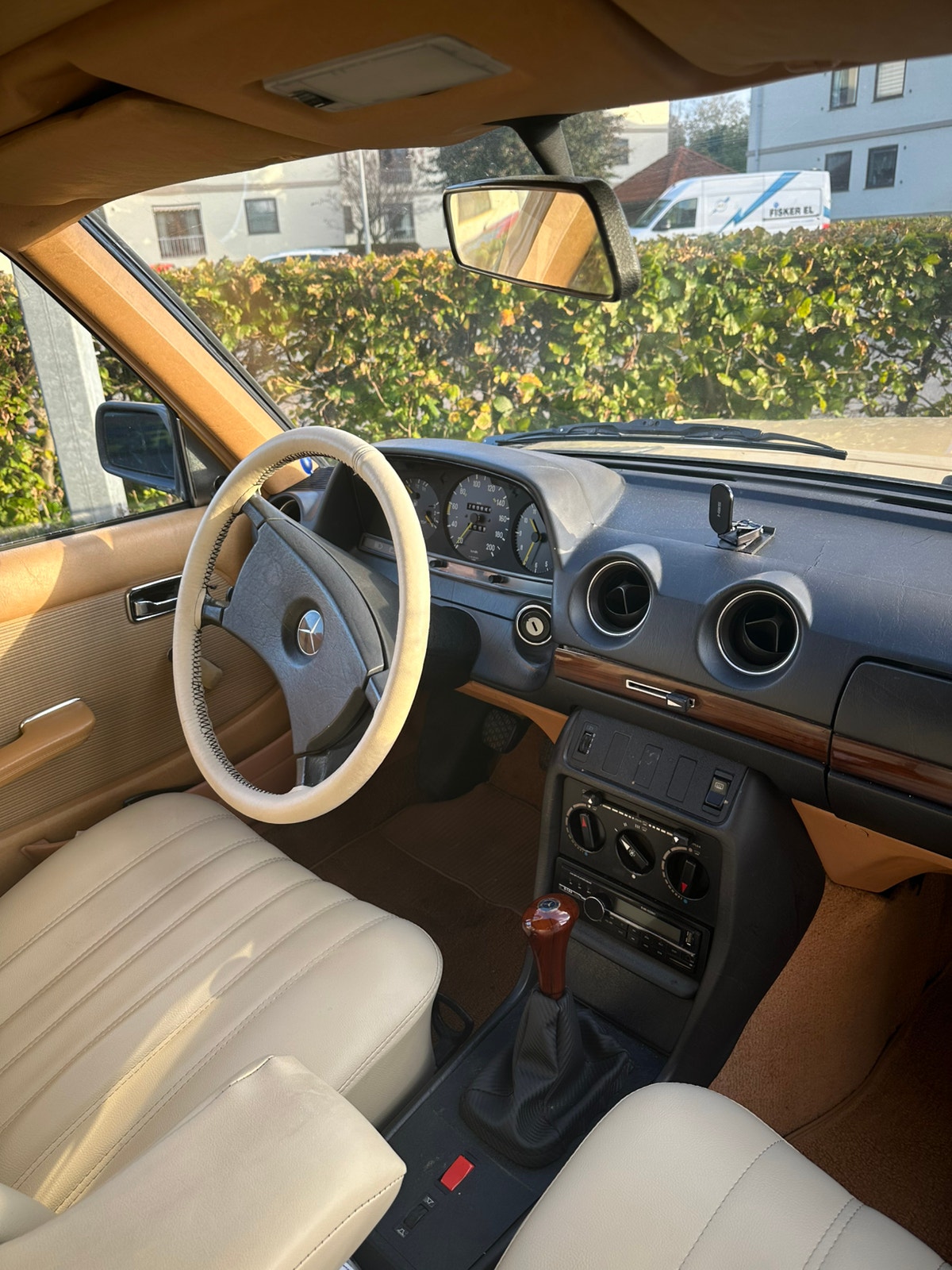 Mercedes 200 – billede 9