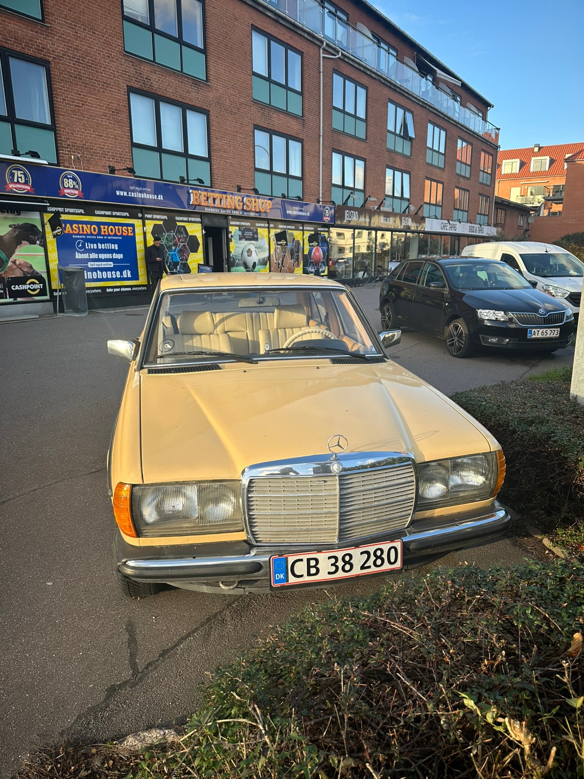 Mercedes 200 – billede 8
