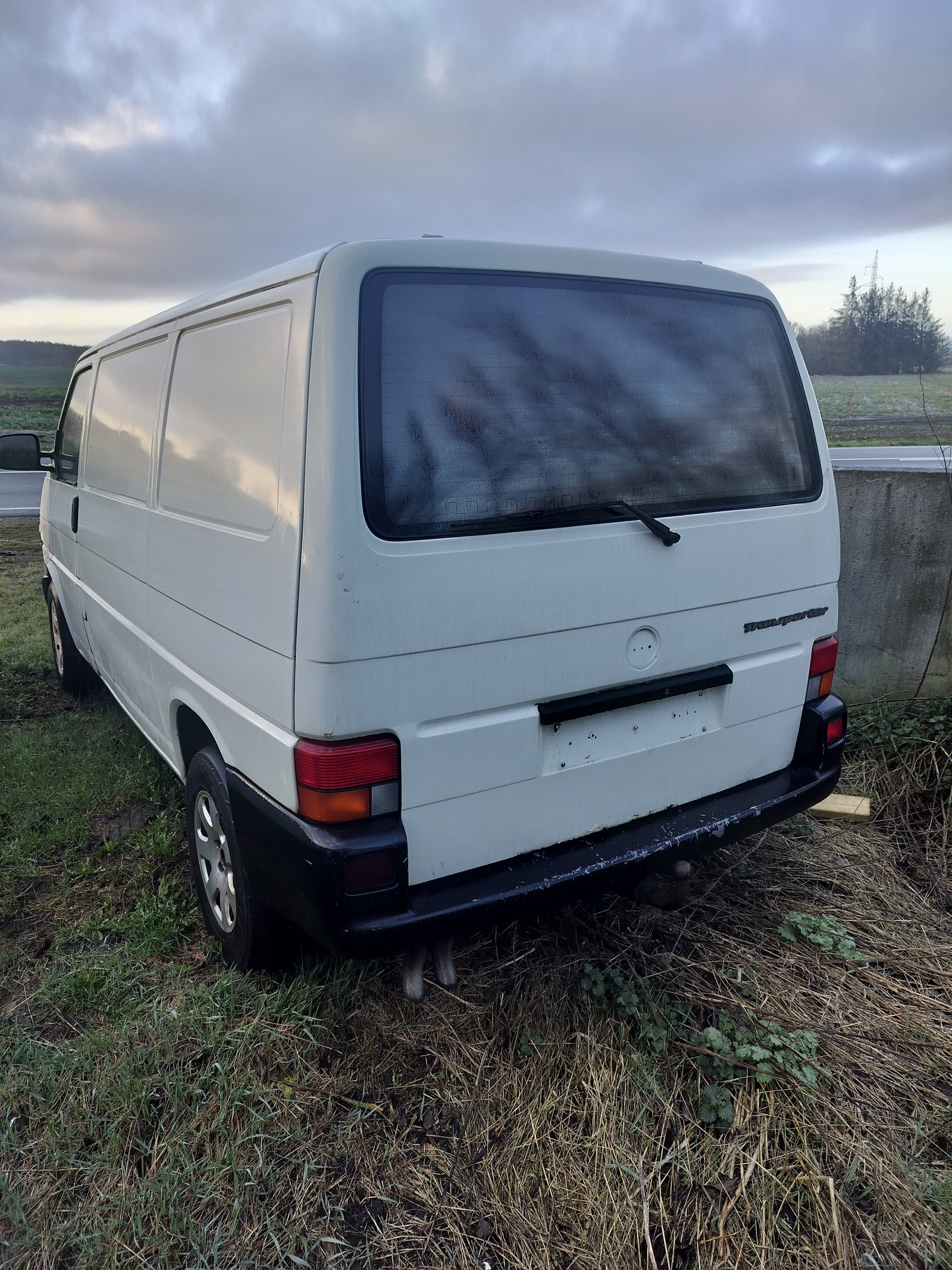 VW Transporter til salg hos Nabilli