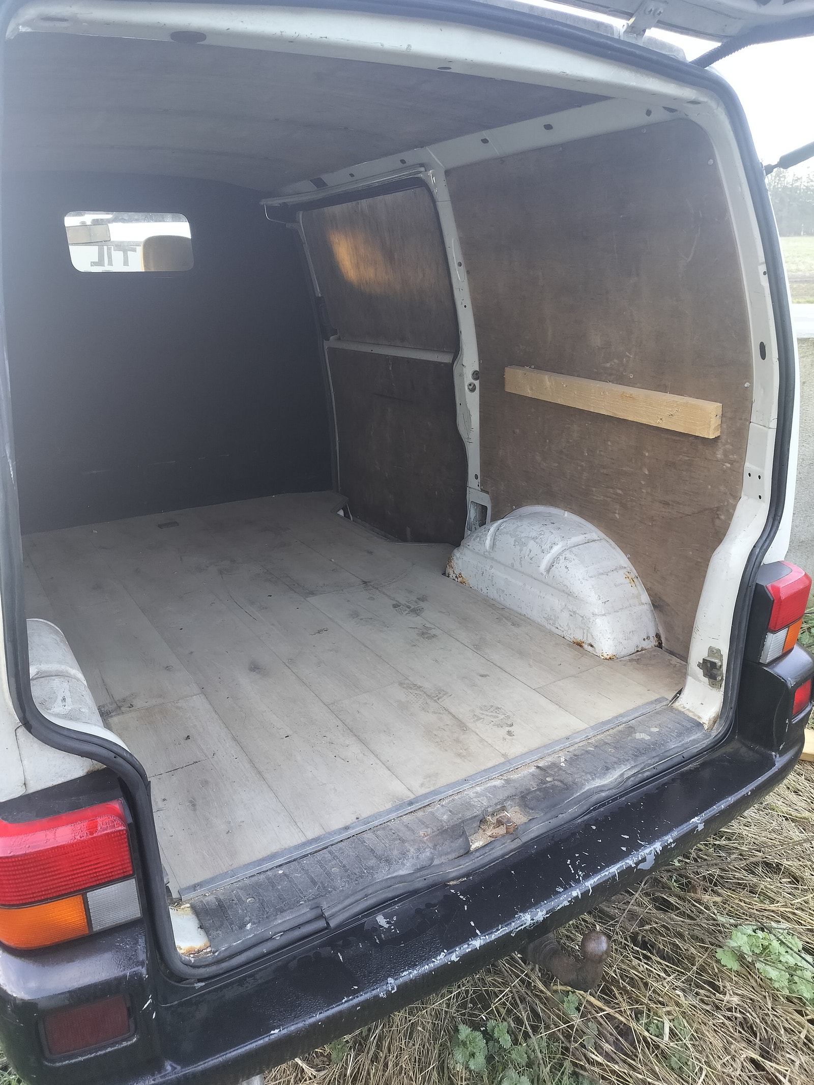 VW Transporter til salg hos Nabilli