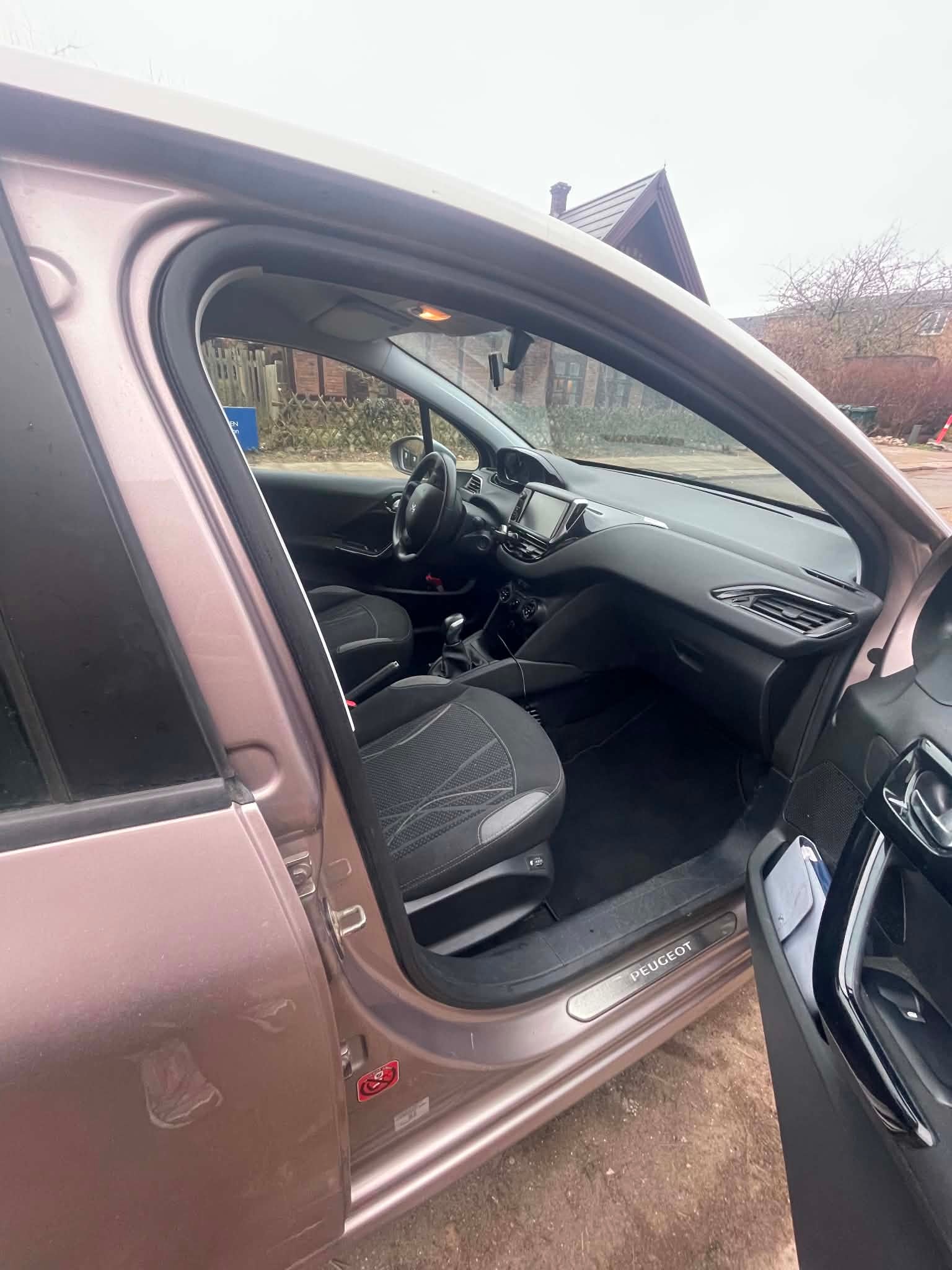 Peugeot 208 – billede 16