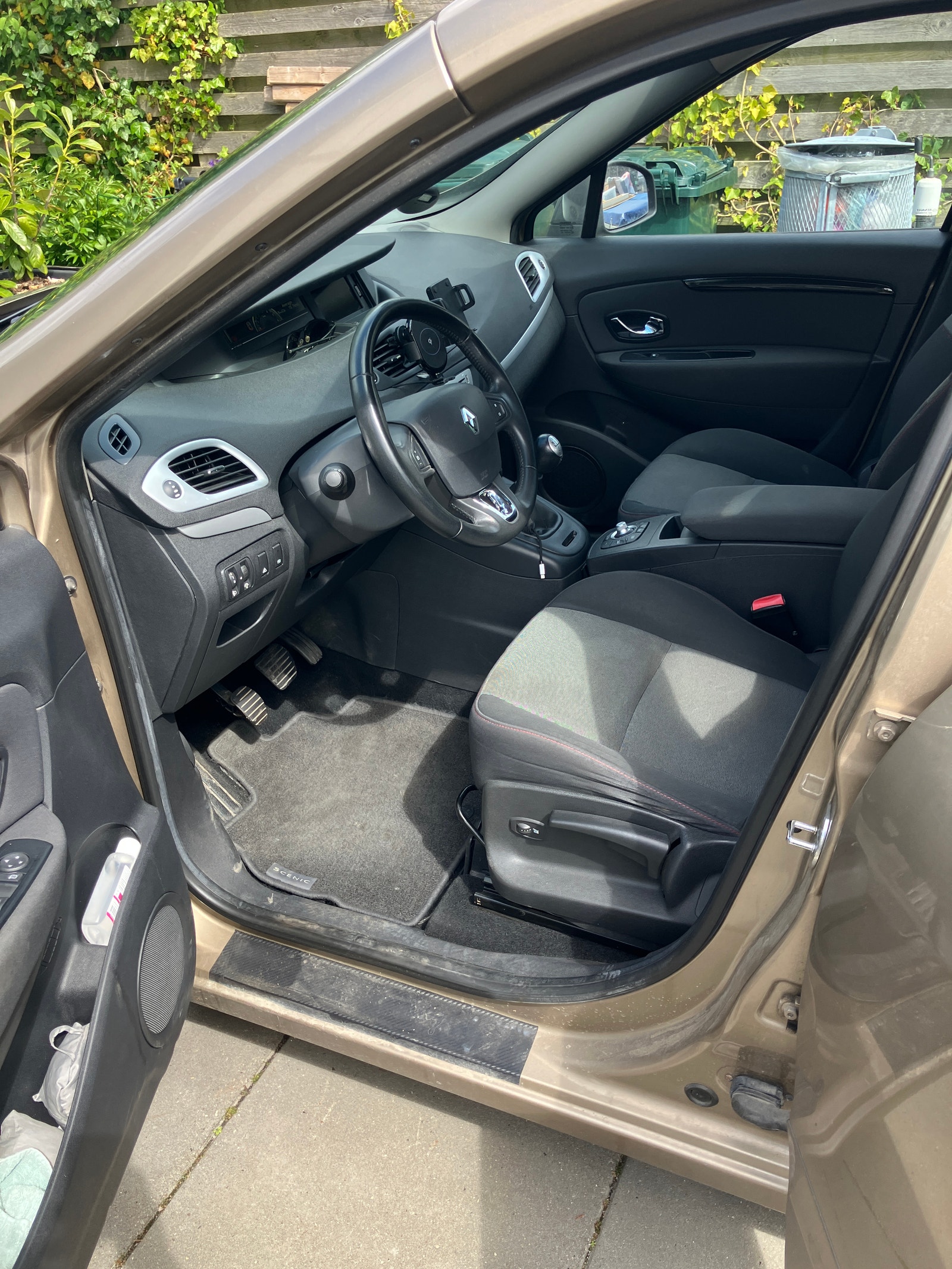 Renault Grand Scenic III til salg hos Nabilli