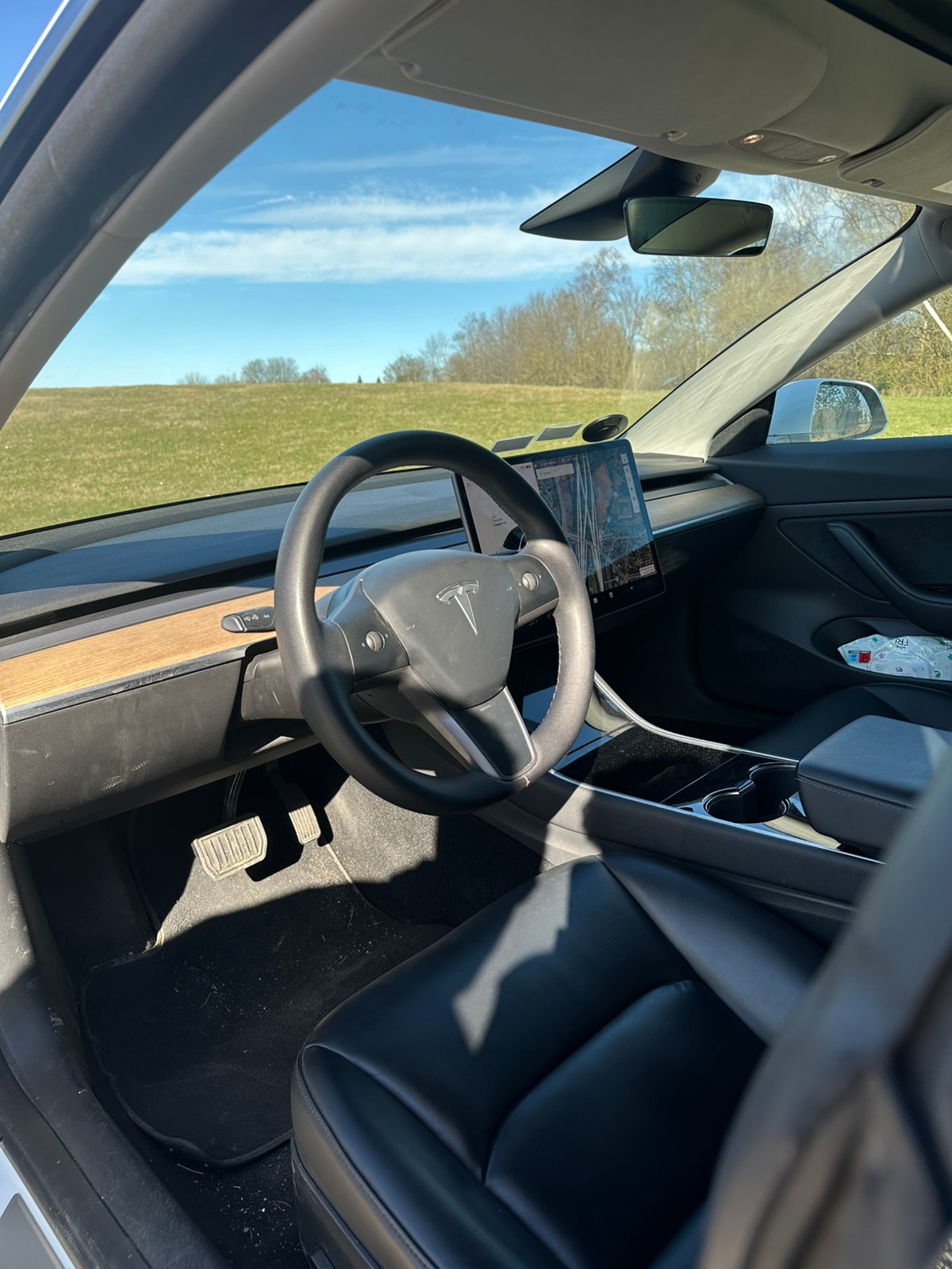 Tesla Model 3 til salg hos Nabilli