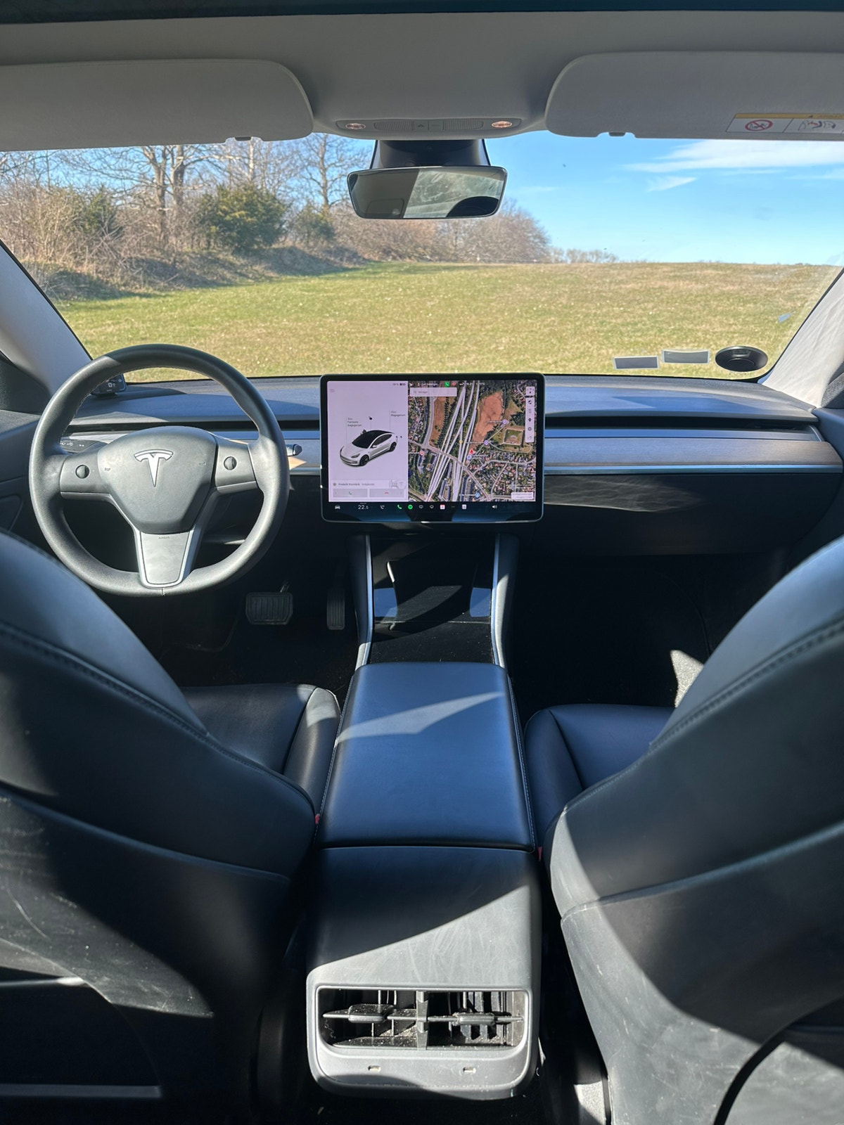 Tesla Model 3 til salg hos Nabilli