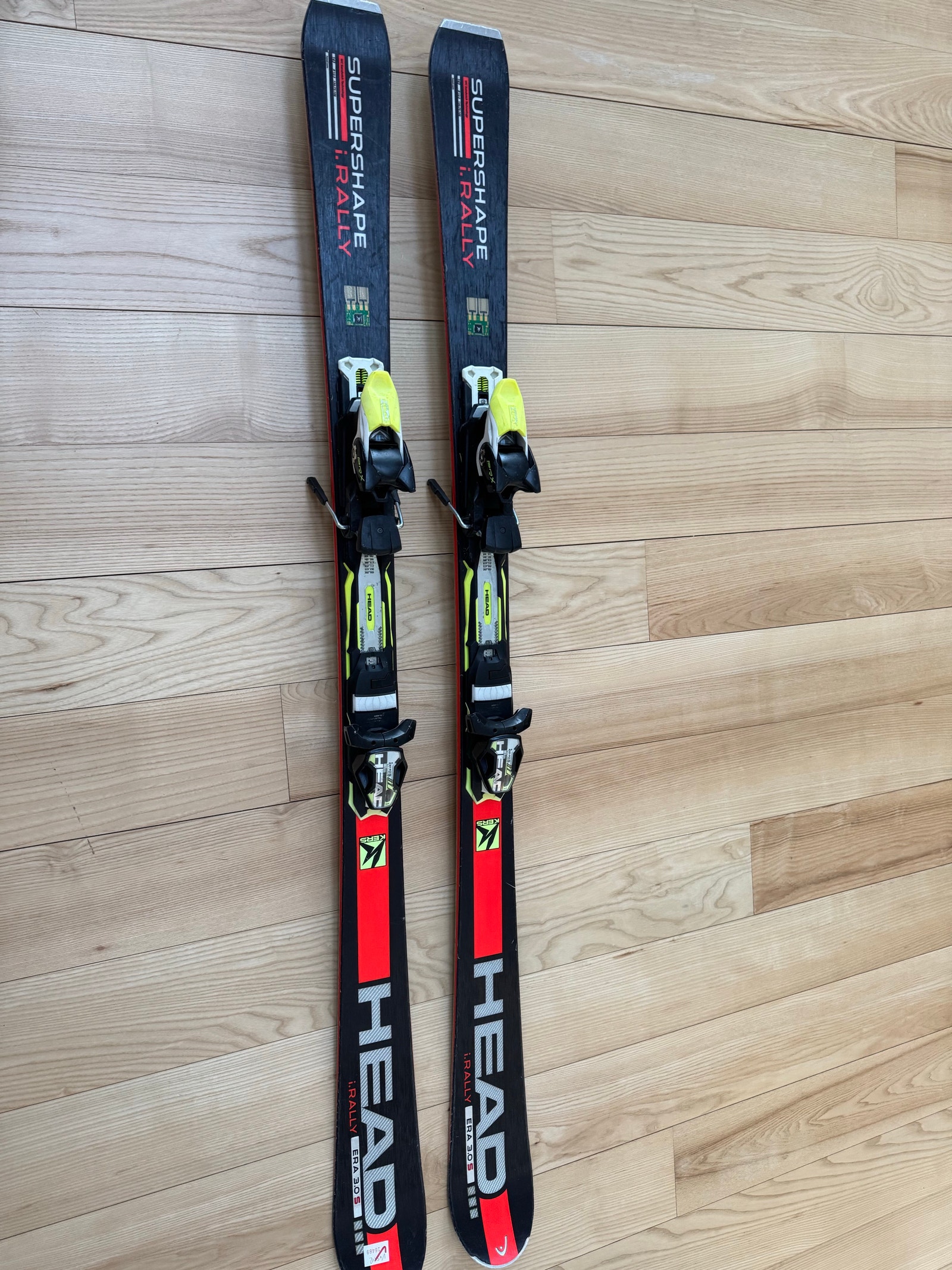 Head Supershape i.Rally alpinski 163cm | DBA