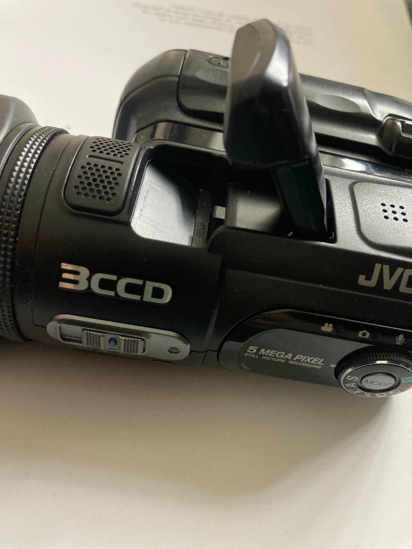 JVC Everio GZ-MC500. | DBA