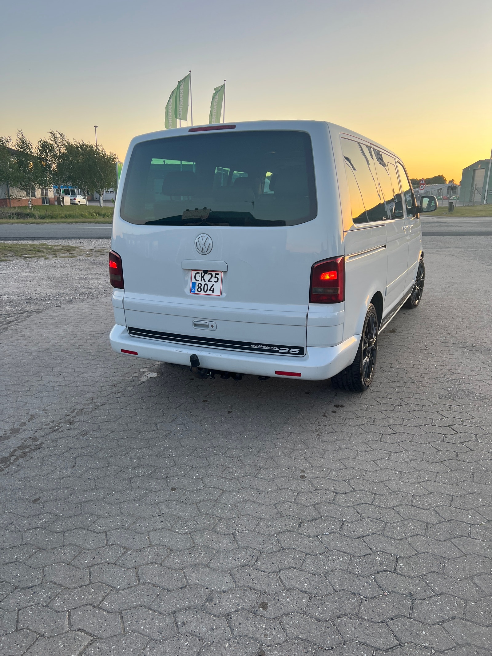 VW Multivan til salg hos Nabilli
