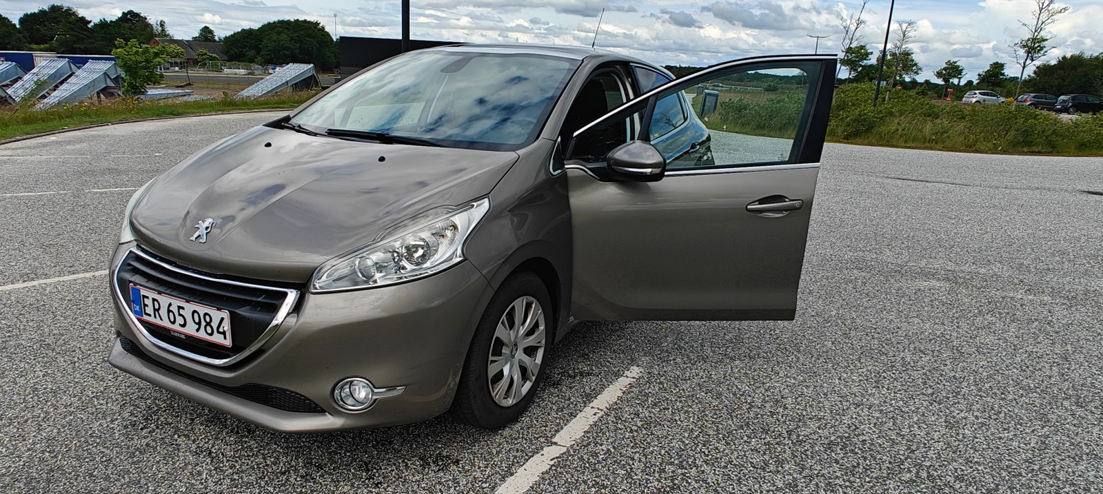 Peugeot 208 til salg hos Nabilli