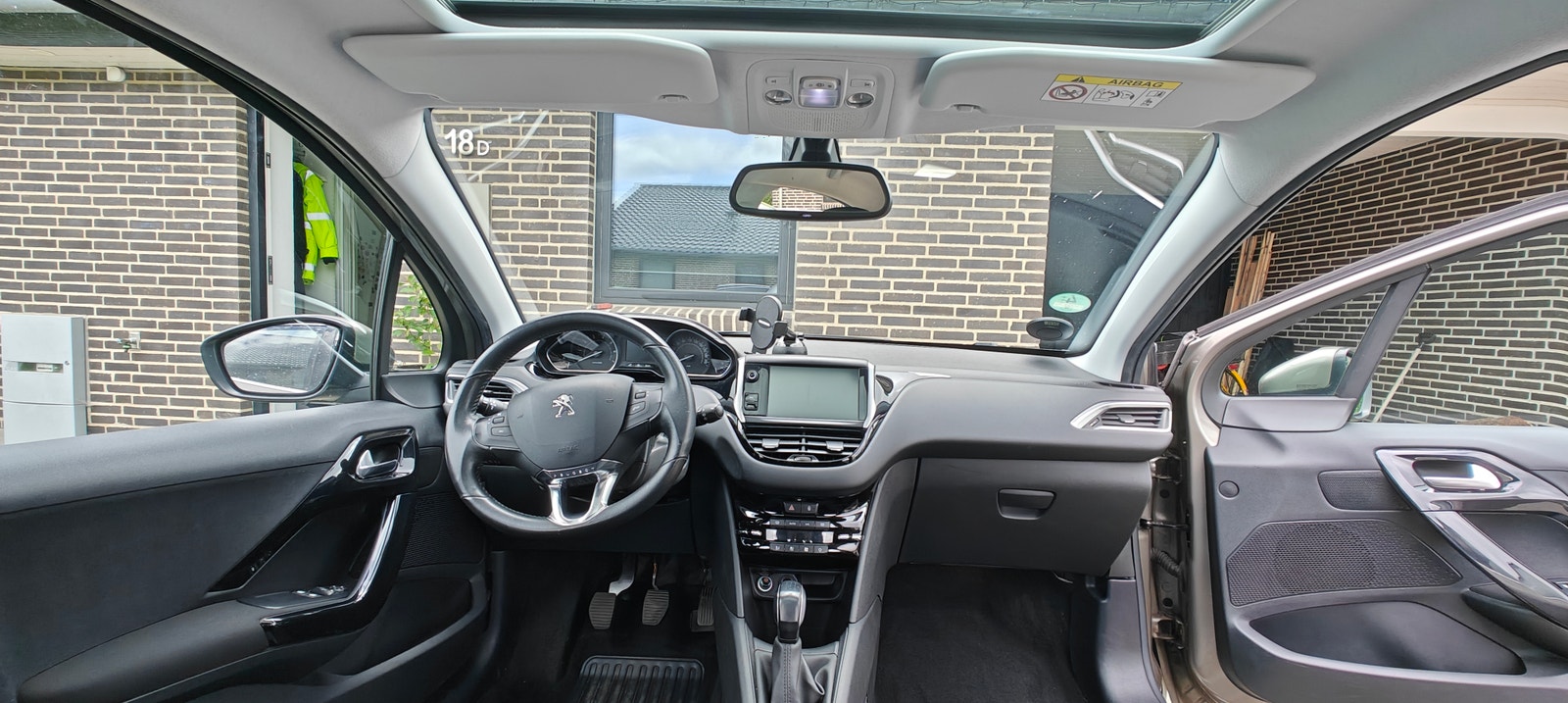 Peugeot 208 til salg hos Nabilli