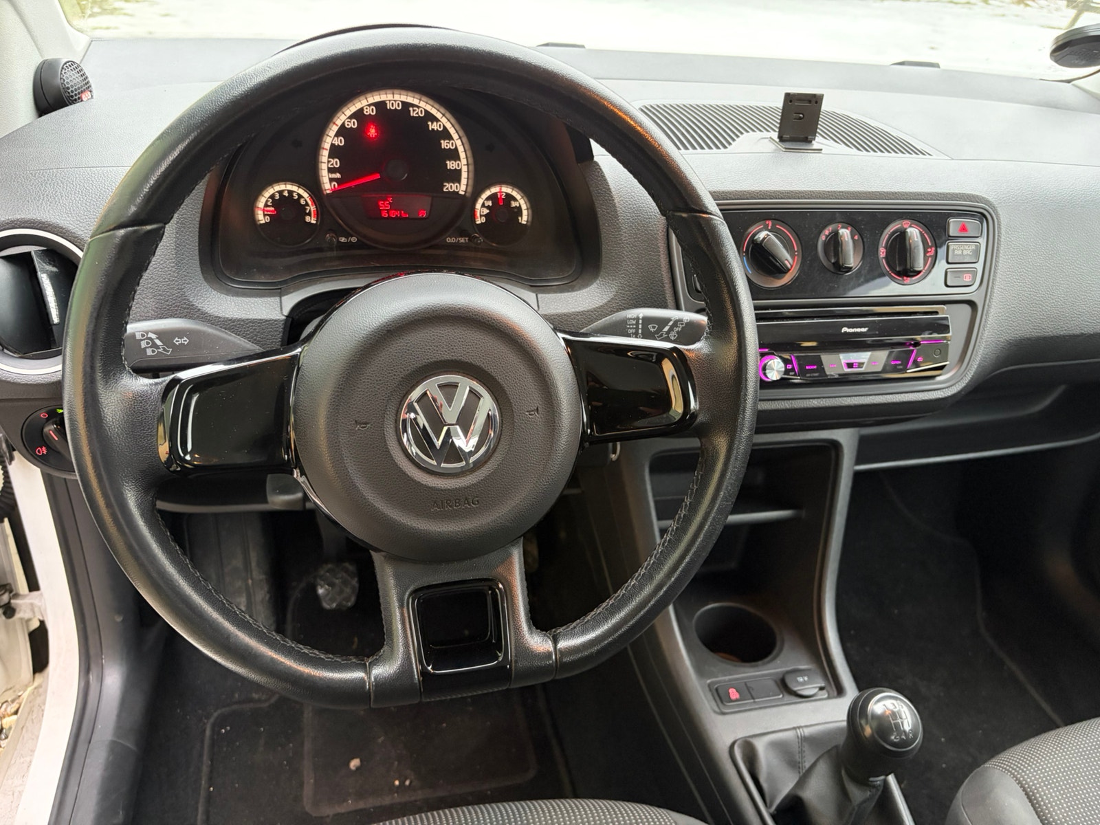 VW UP! til salg hos Nabilli