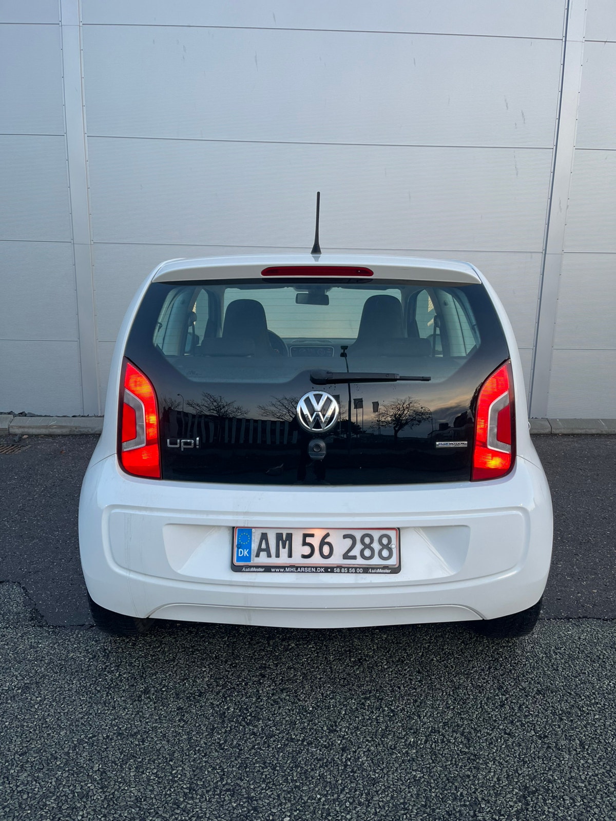 VW UP! til salg hos Nabilli