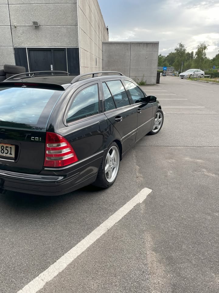 Mercedes C220 d til salg hos Nabilli